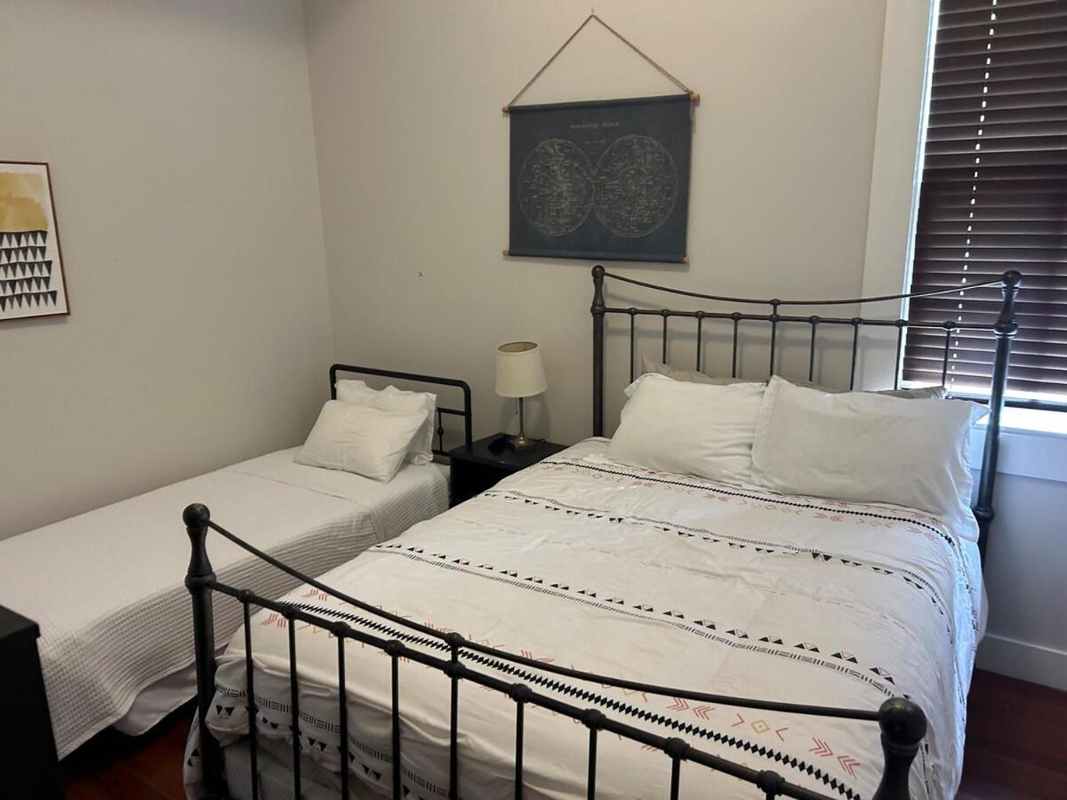 Funky Historic In Heart Of The Action Holiday home *
