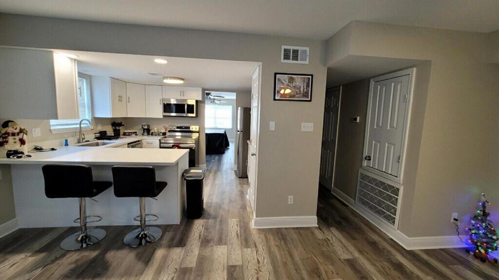 Lakeview Townhome W King Bed & Game * New Orleans