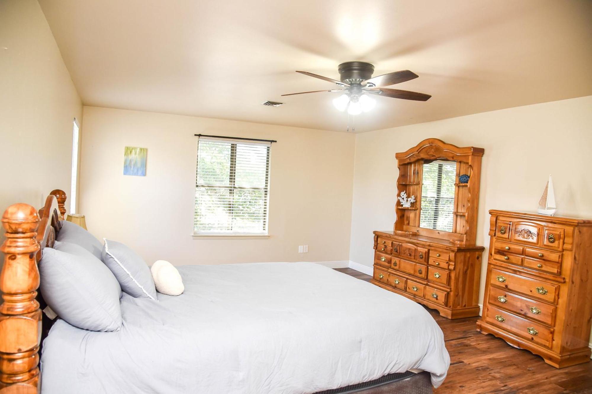 Holiday home Waterfront Gem