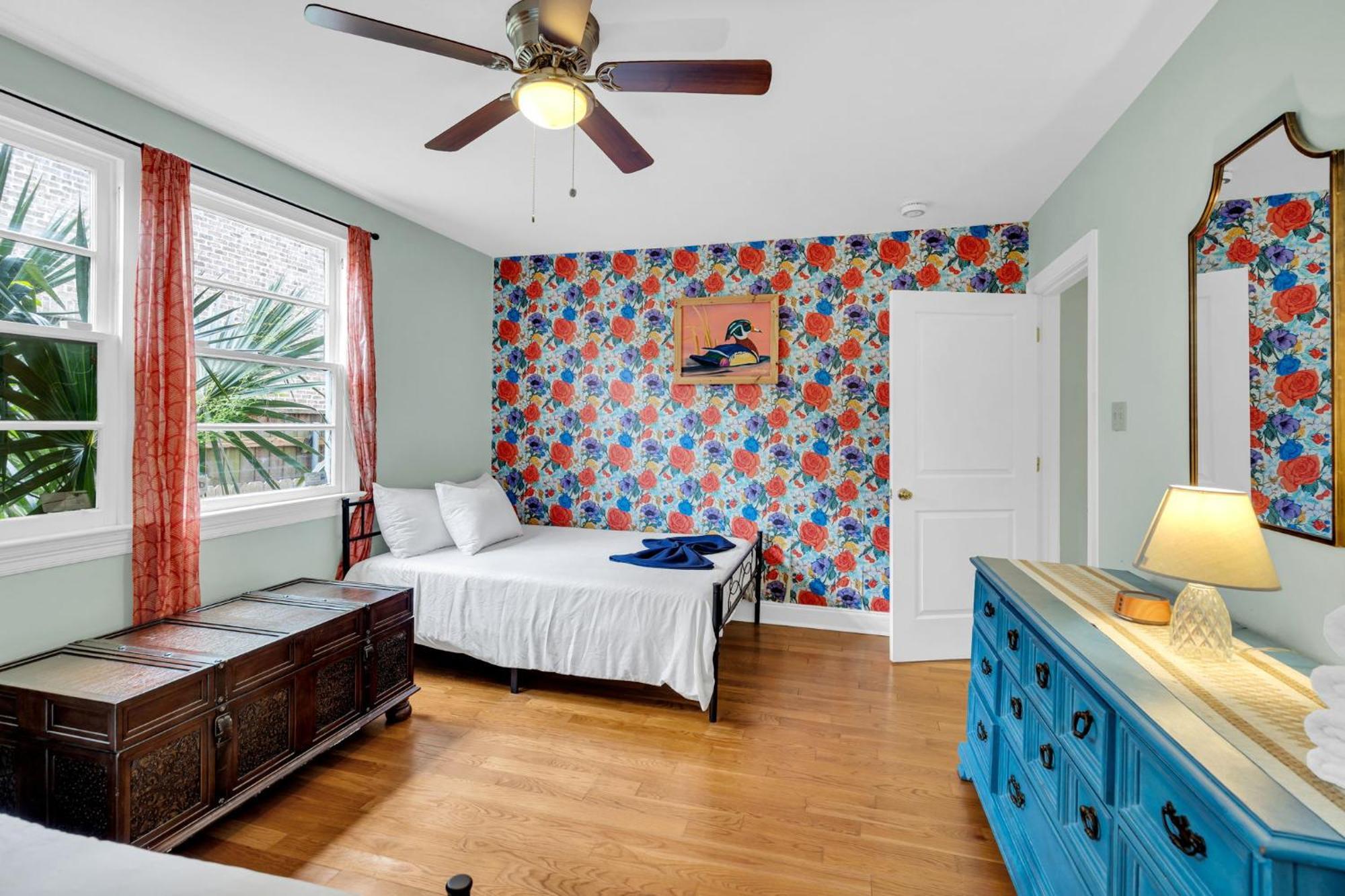 Full Unit Off Canal Blvd 4 Miles From French Qtr *