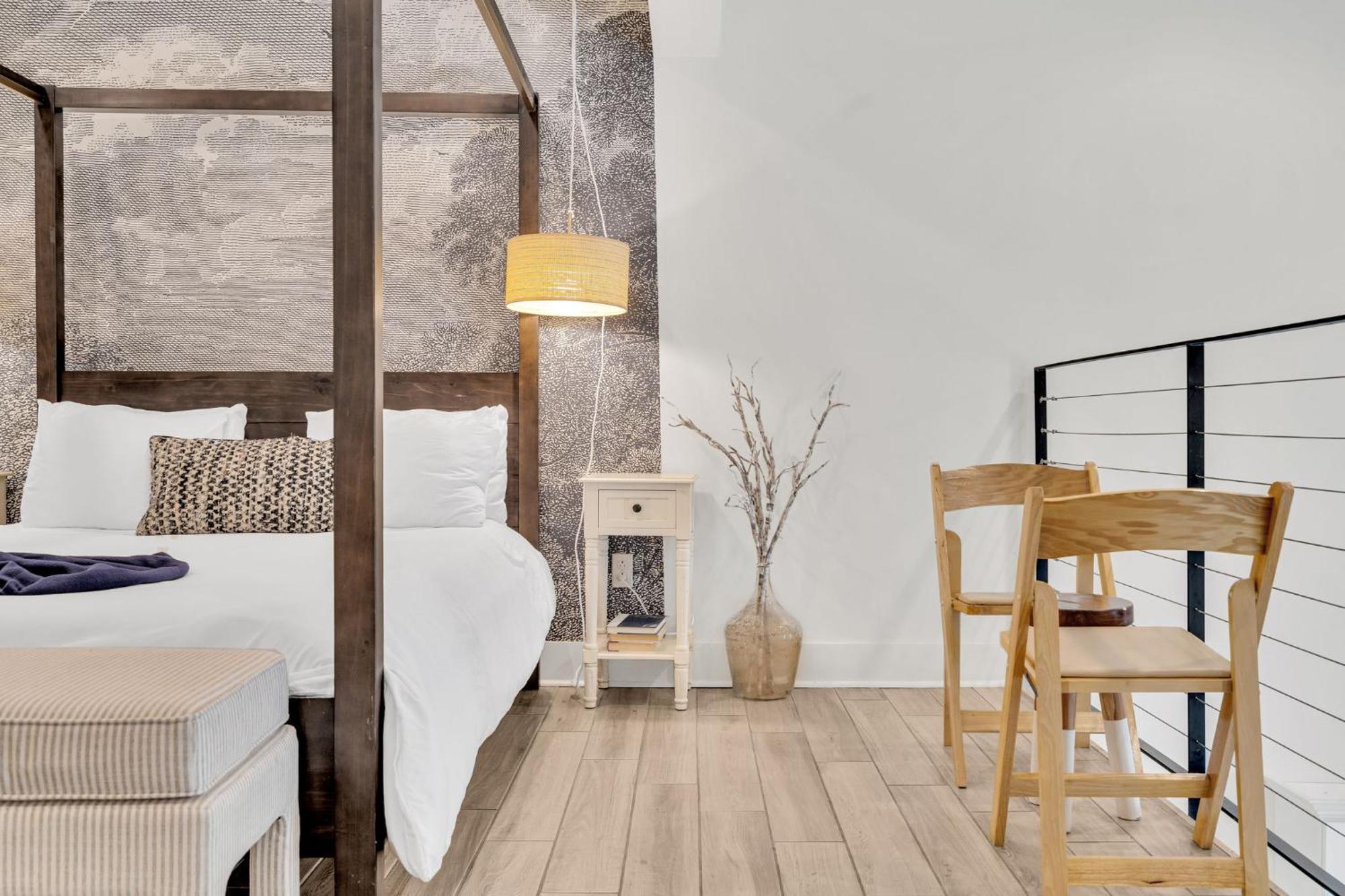 2 Bedroom Loft In The Fq Hotel *