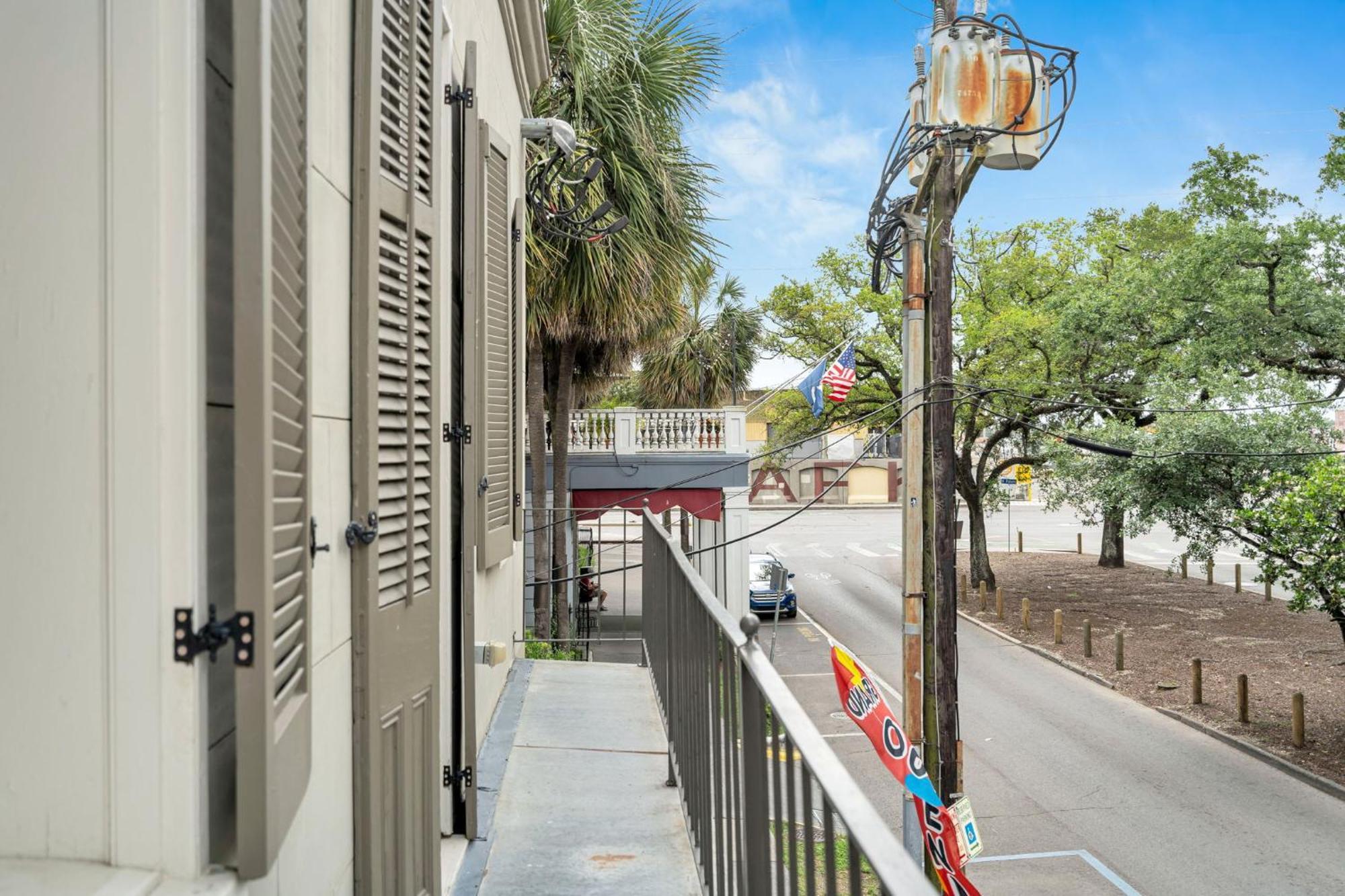 Esplanade Ave Wbalcony Across French Quarter Hotel