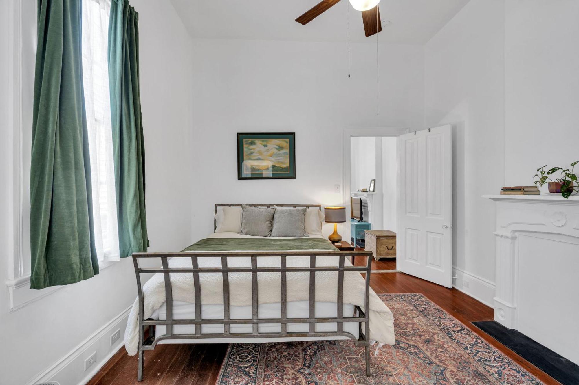 Classic Bywater Shotgun Great Location In