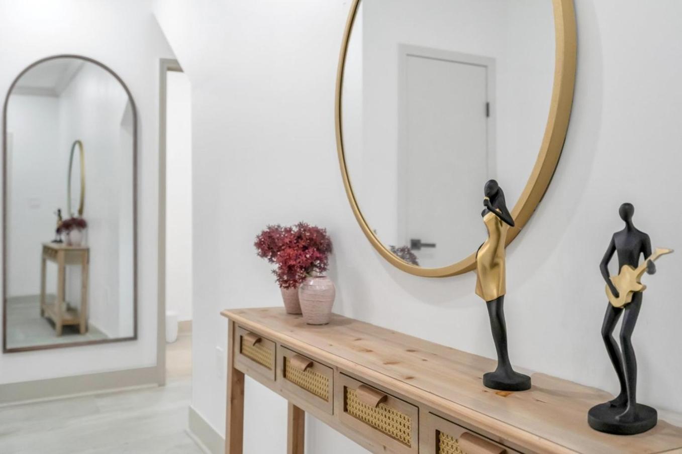 Sleeps 24-spacious Near Fq W Pool Hotel New Orleans