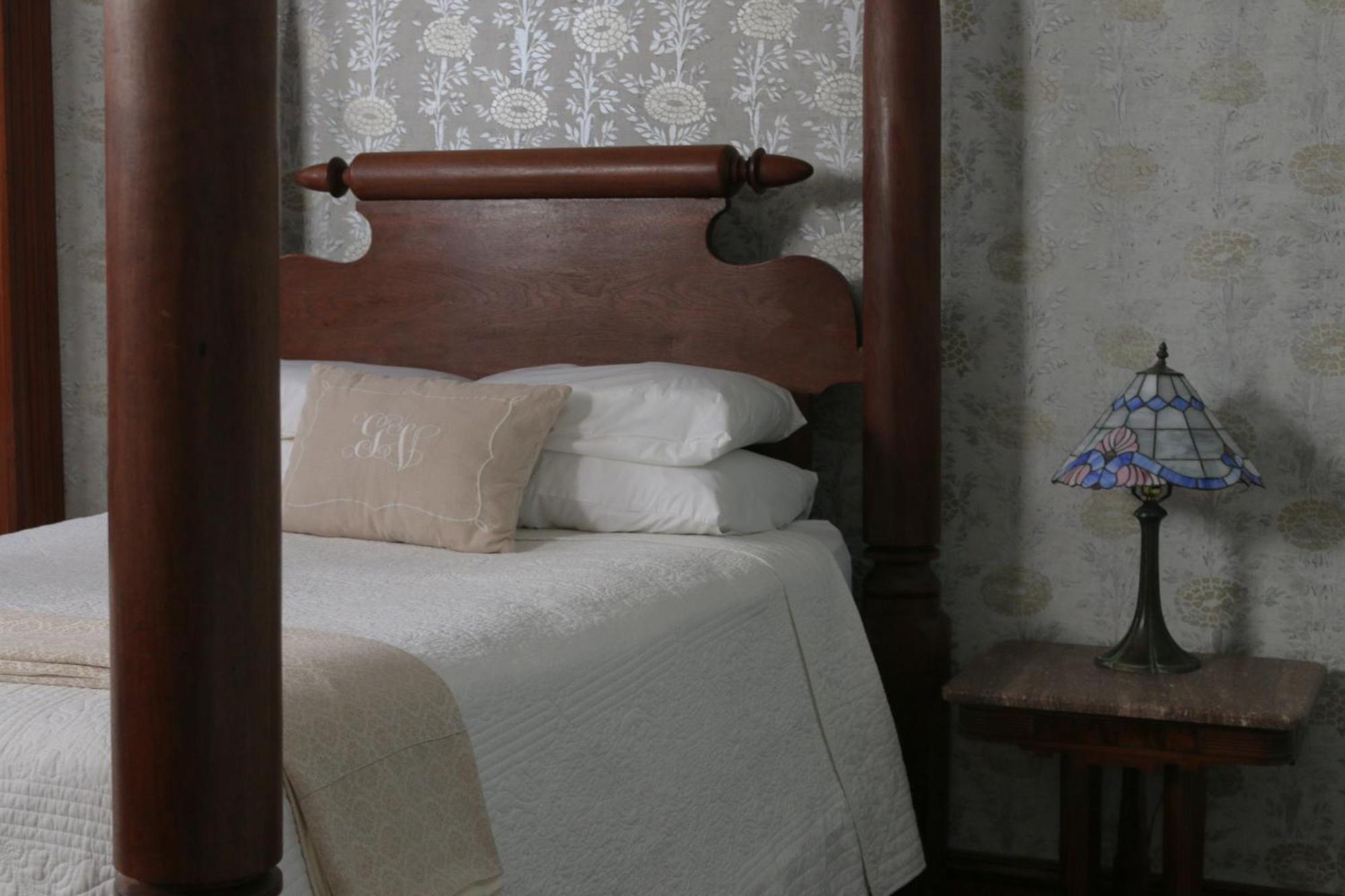 Grand Victorian Bed & Breakfast 3*