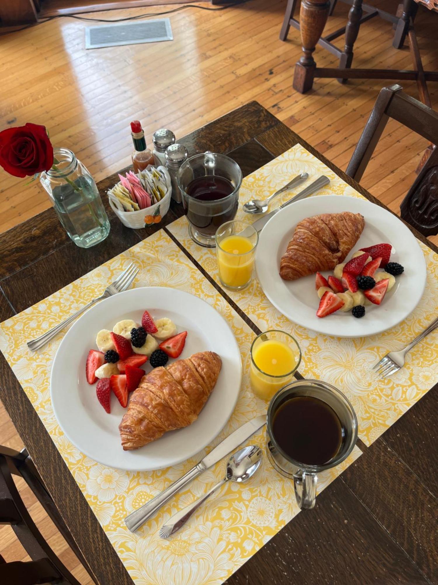 Grand Victorian Bed & Breakfast