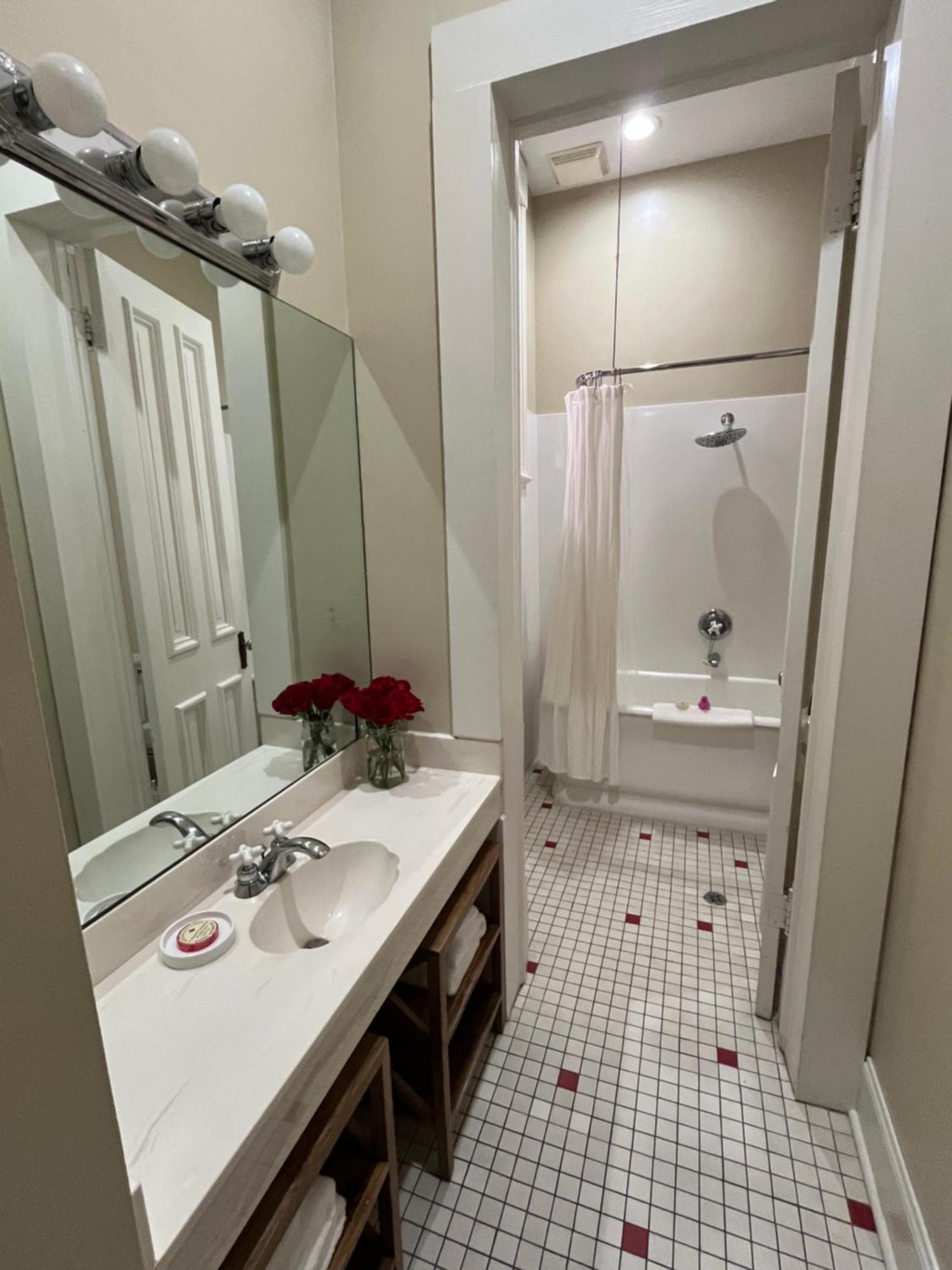 Grand Victorian Bed & Breakfast