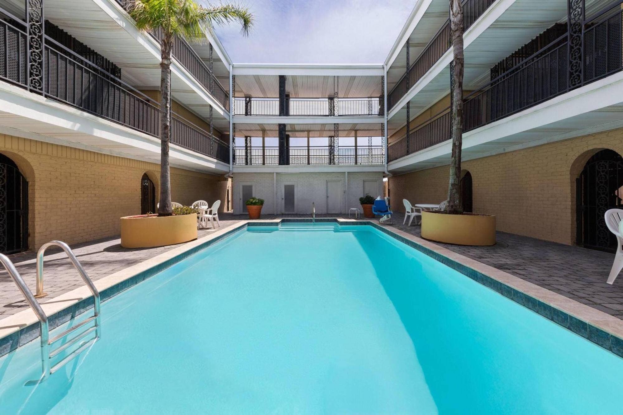 Hotel Super 8 By Wyndham