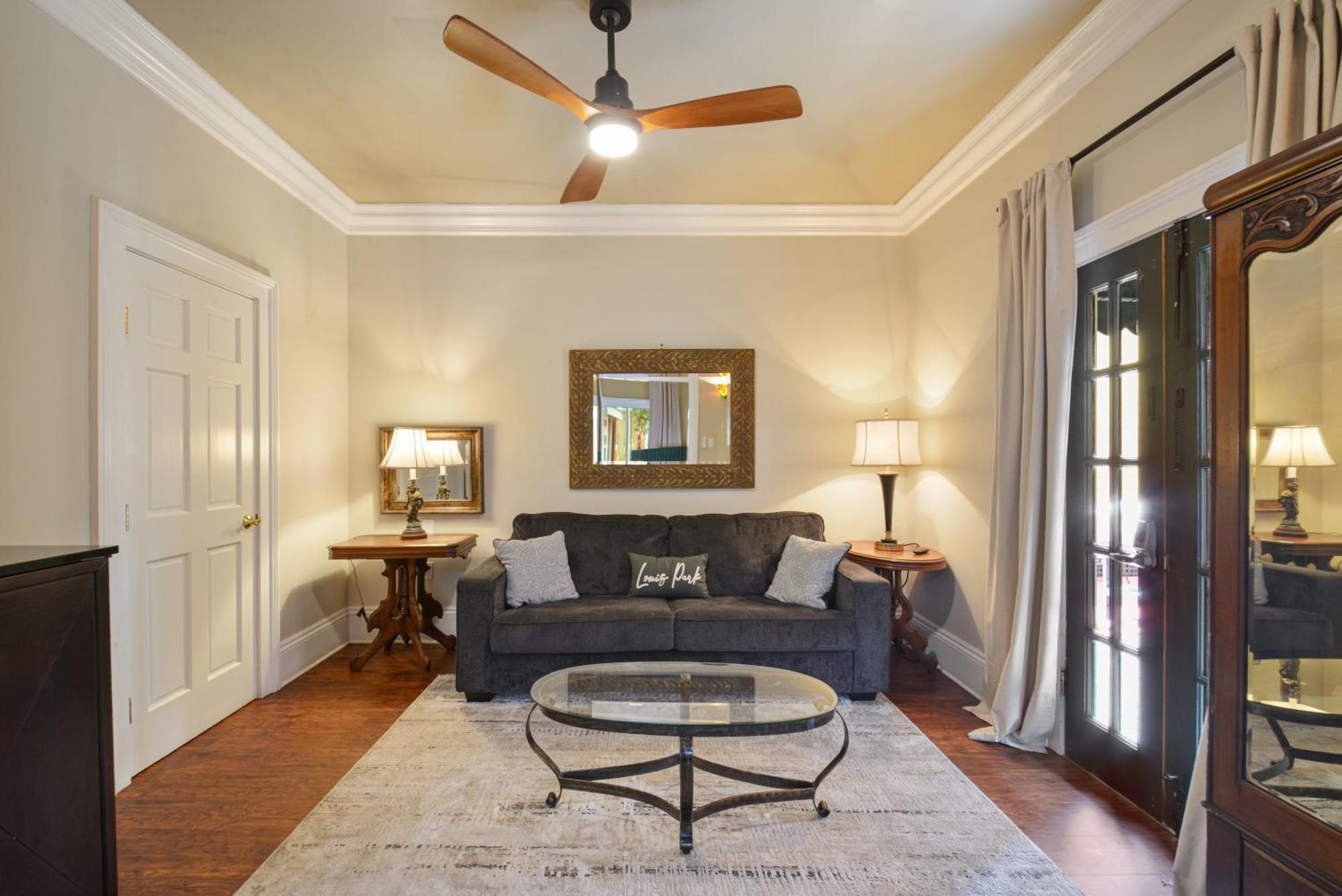 Hotel Louis Park New Orleans