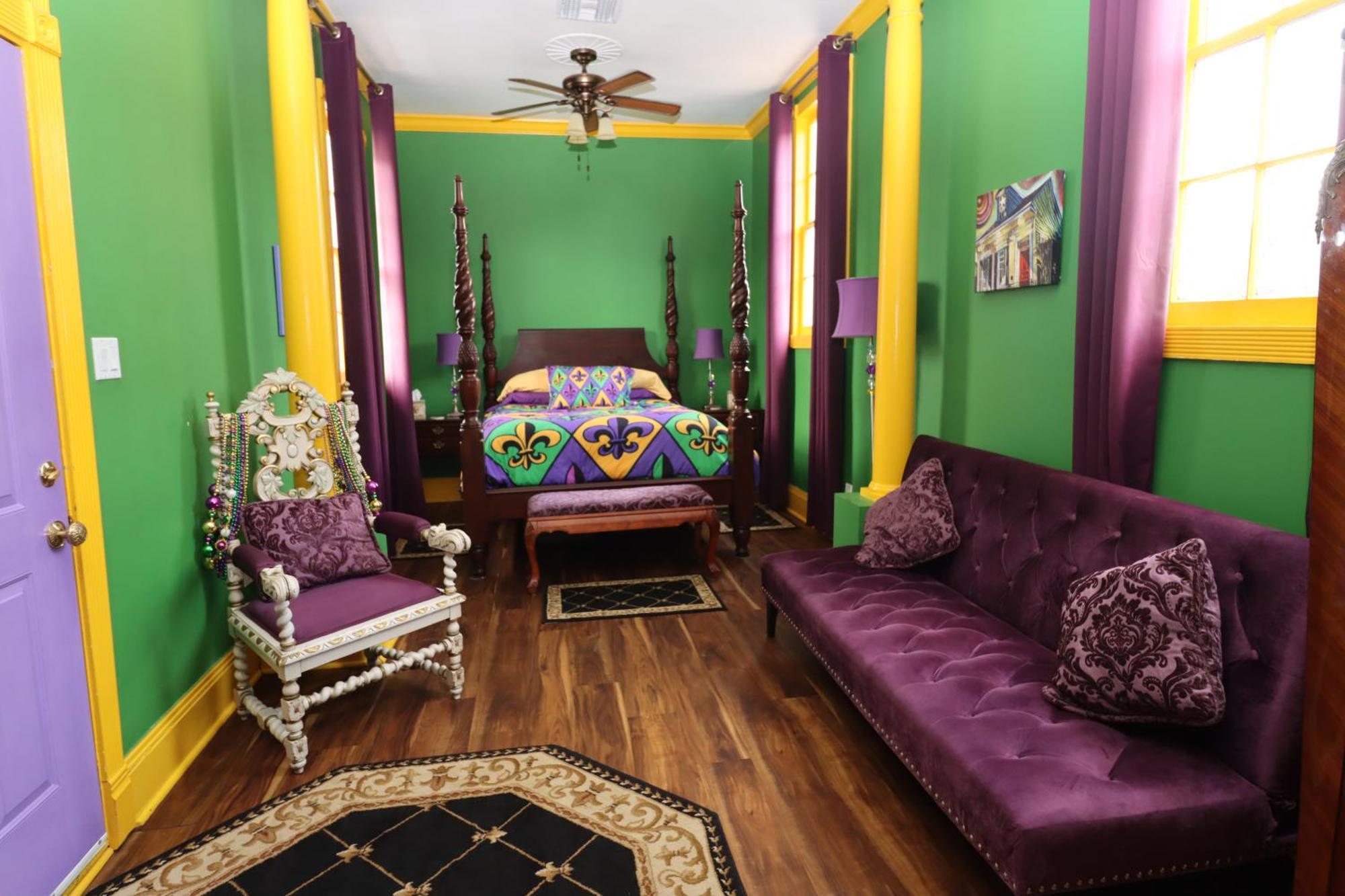 R&b - Award Winning (adults Only) 3*