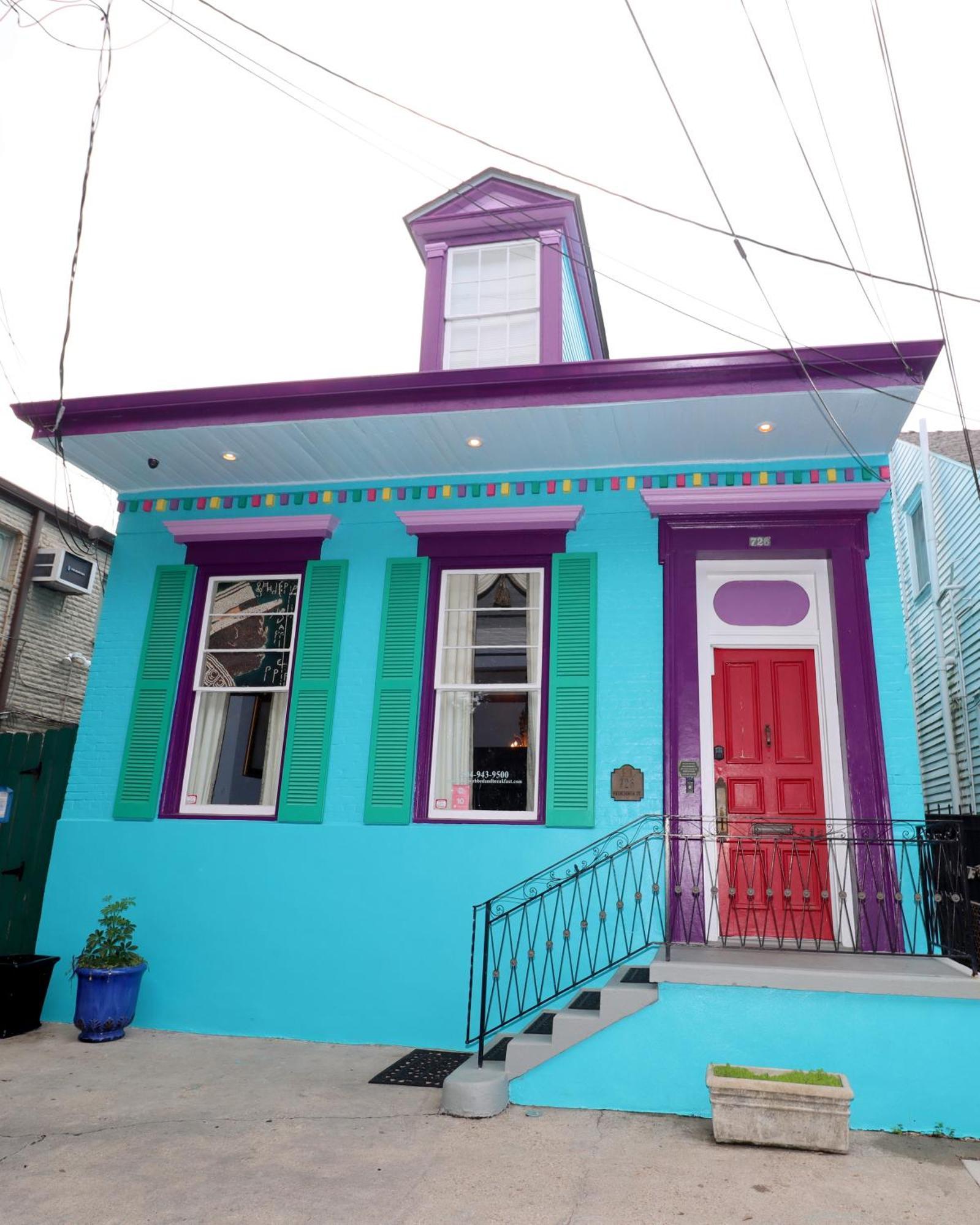 R&b - Award Winning (adults Only) New Orleans