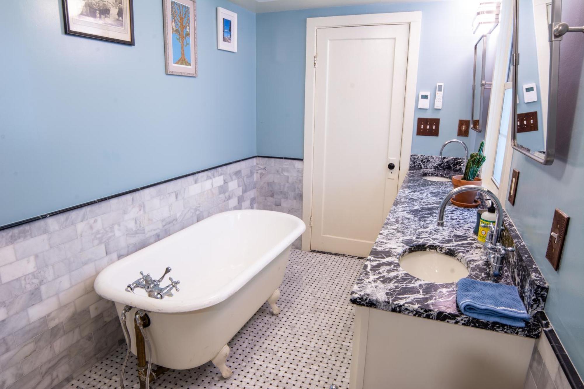 Marigny Steps From Frenchmen St *