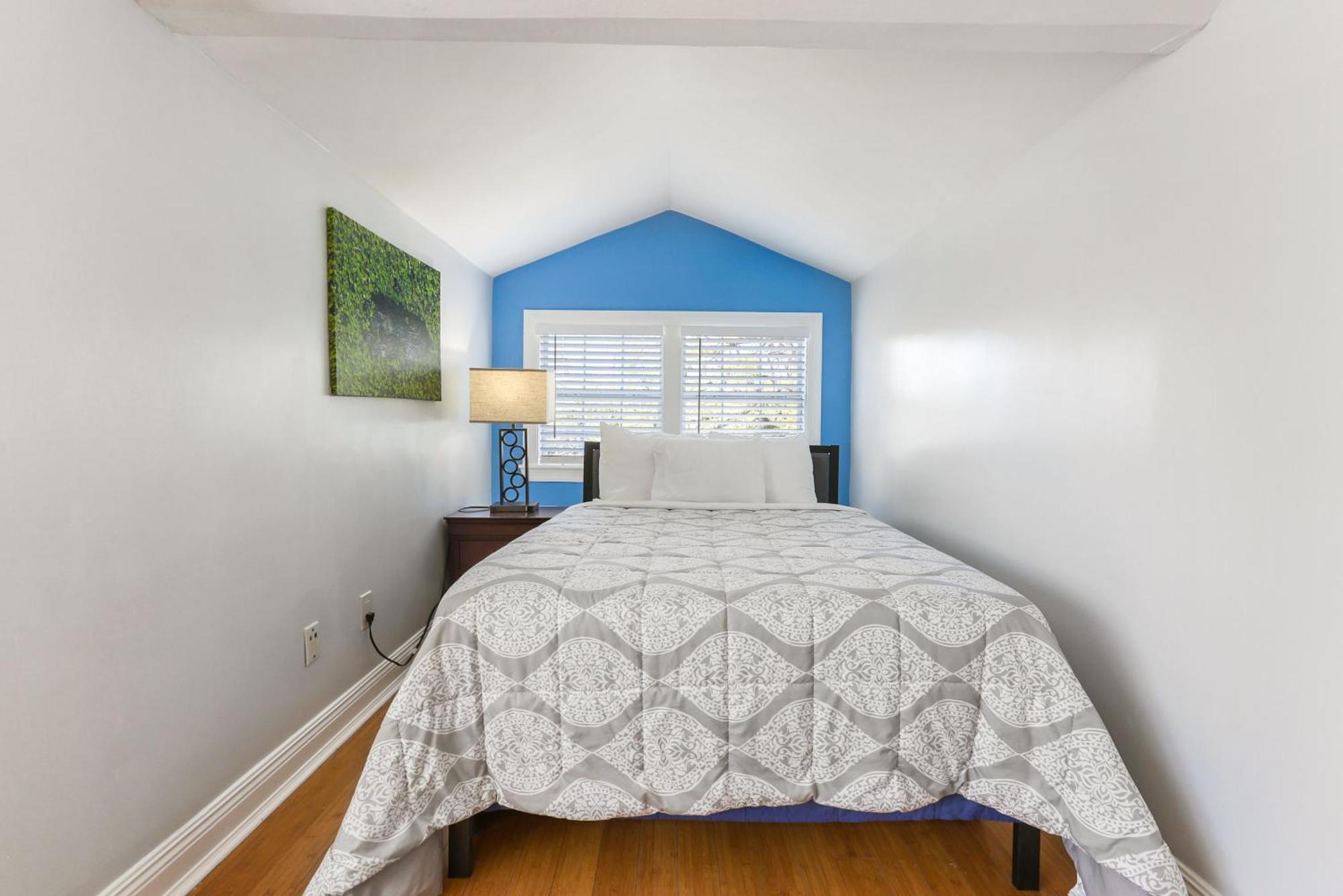 Apartment Comfortable Rooms Near All Nola Hot Spots