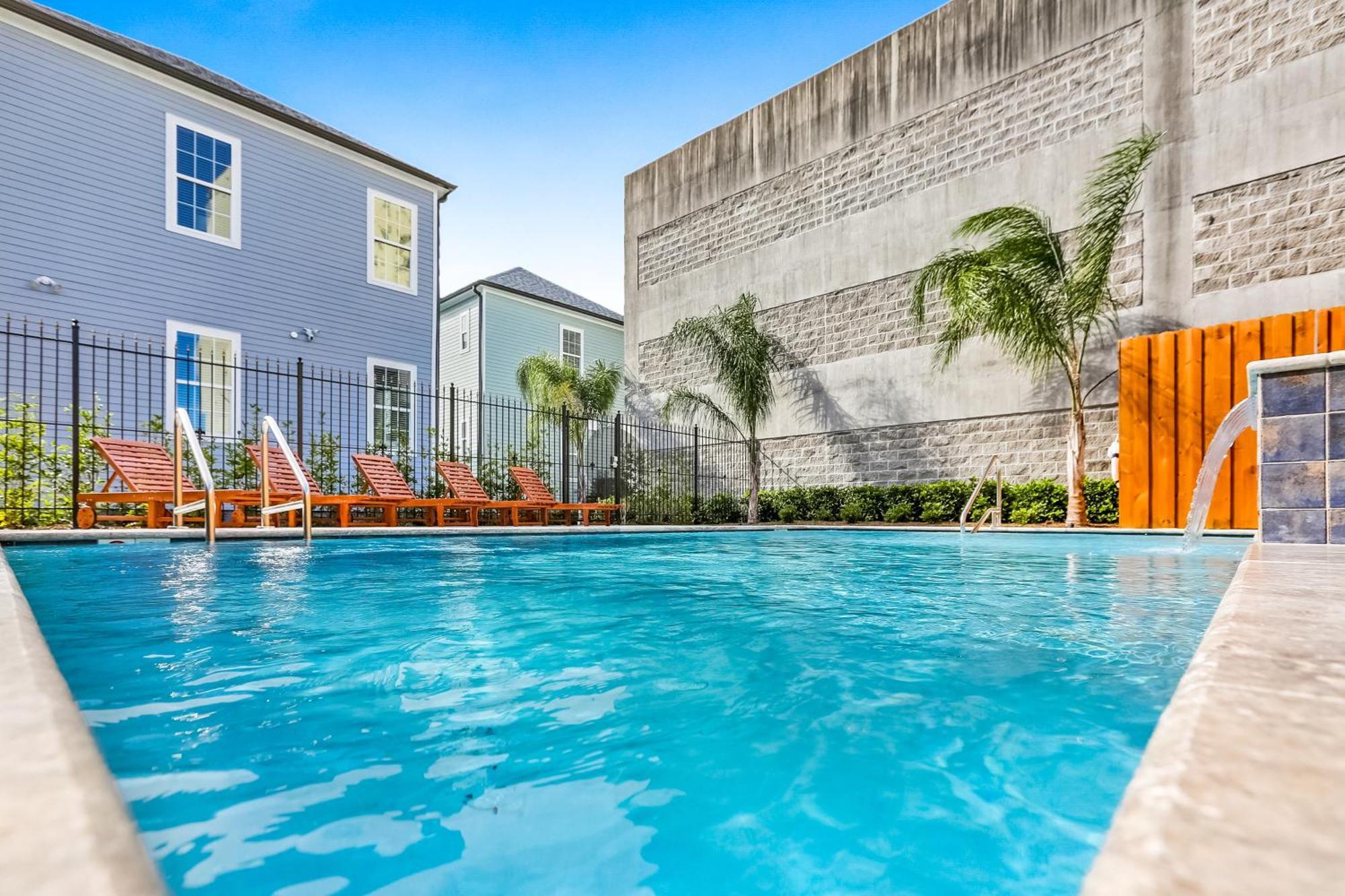 Hosteeva Stunning 4 Bedroom W Pool Steps To St Charles Ave