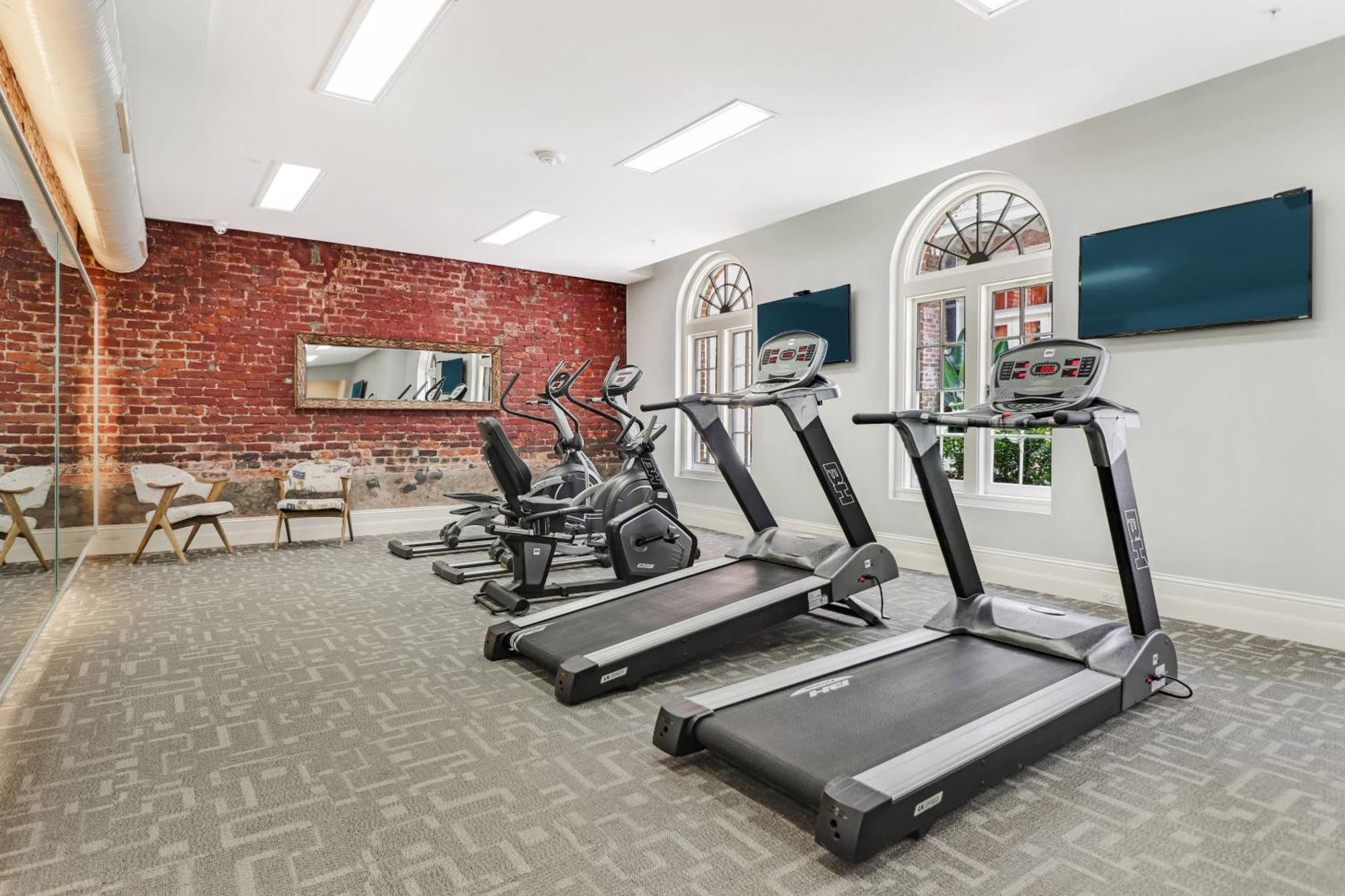 Roami At Factors Row New Orleans