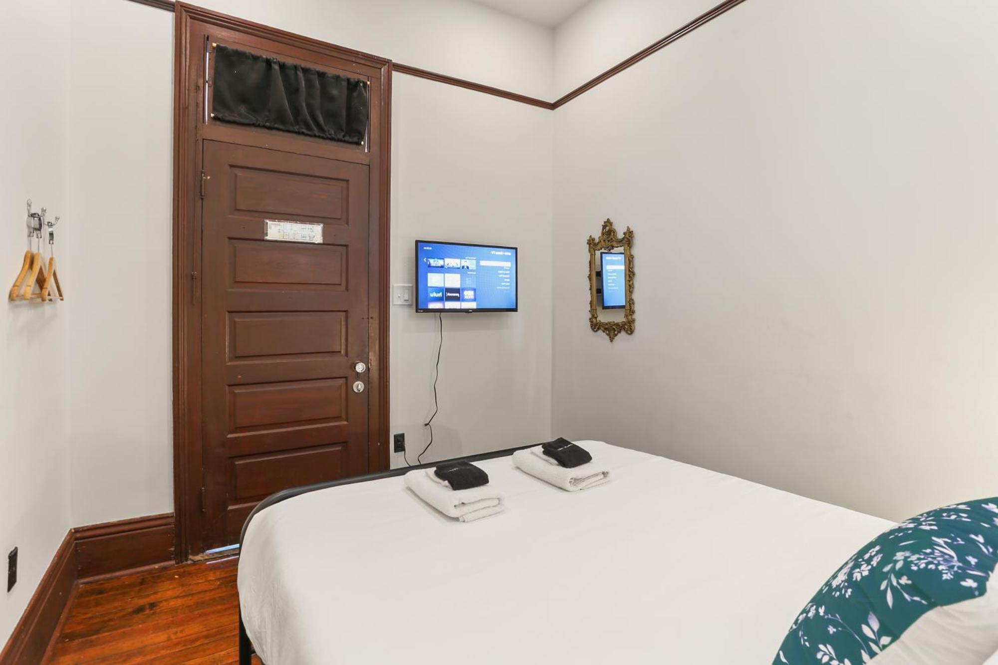 Hostel Site 61 *