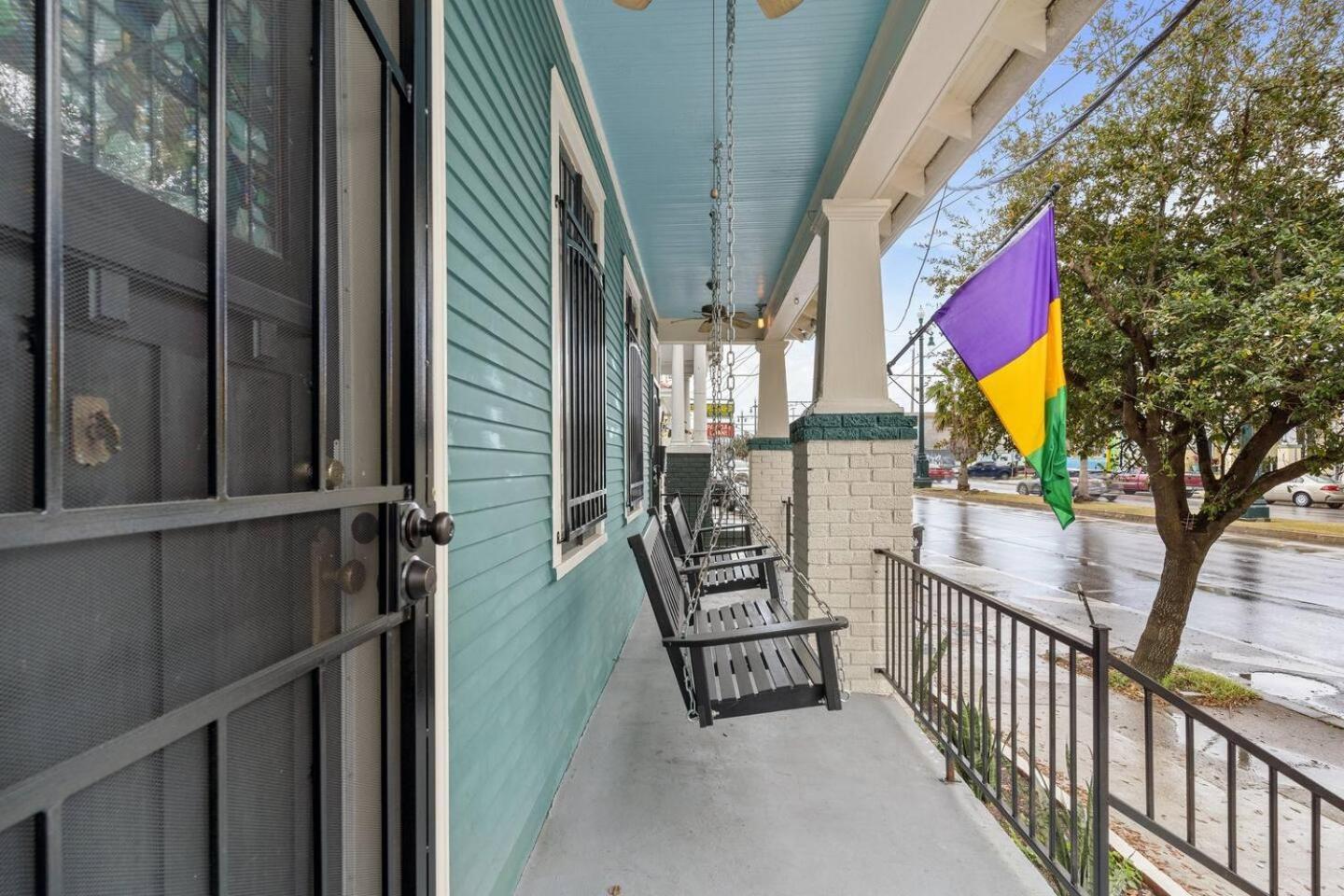 Game & Patio - Walk To French Quarter Holiday home New Orleans