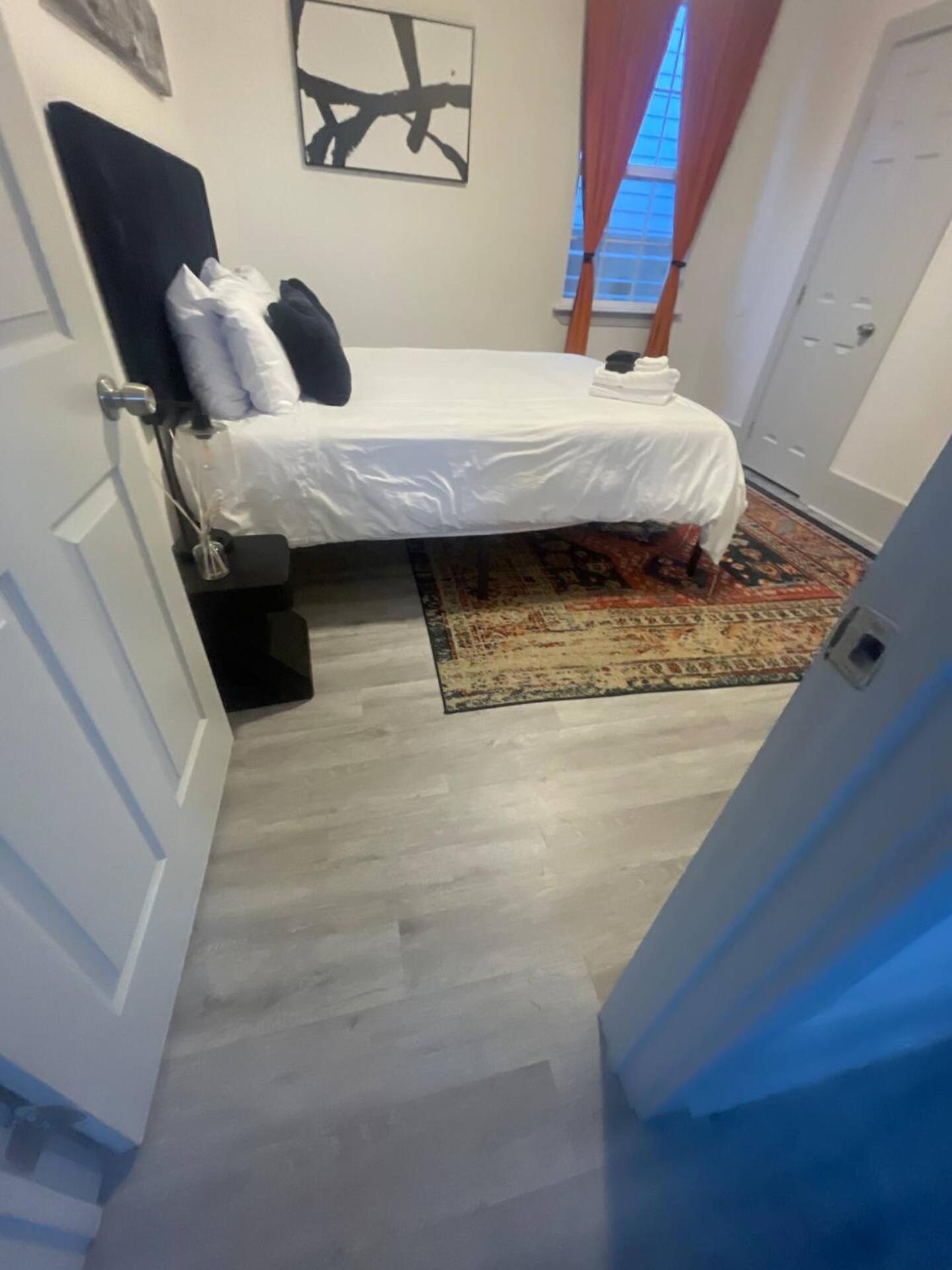 Spring Festival Oasis Mid-city W Fire Pit Holiday home