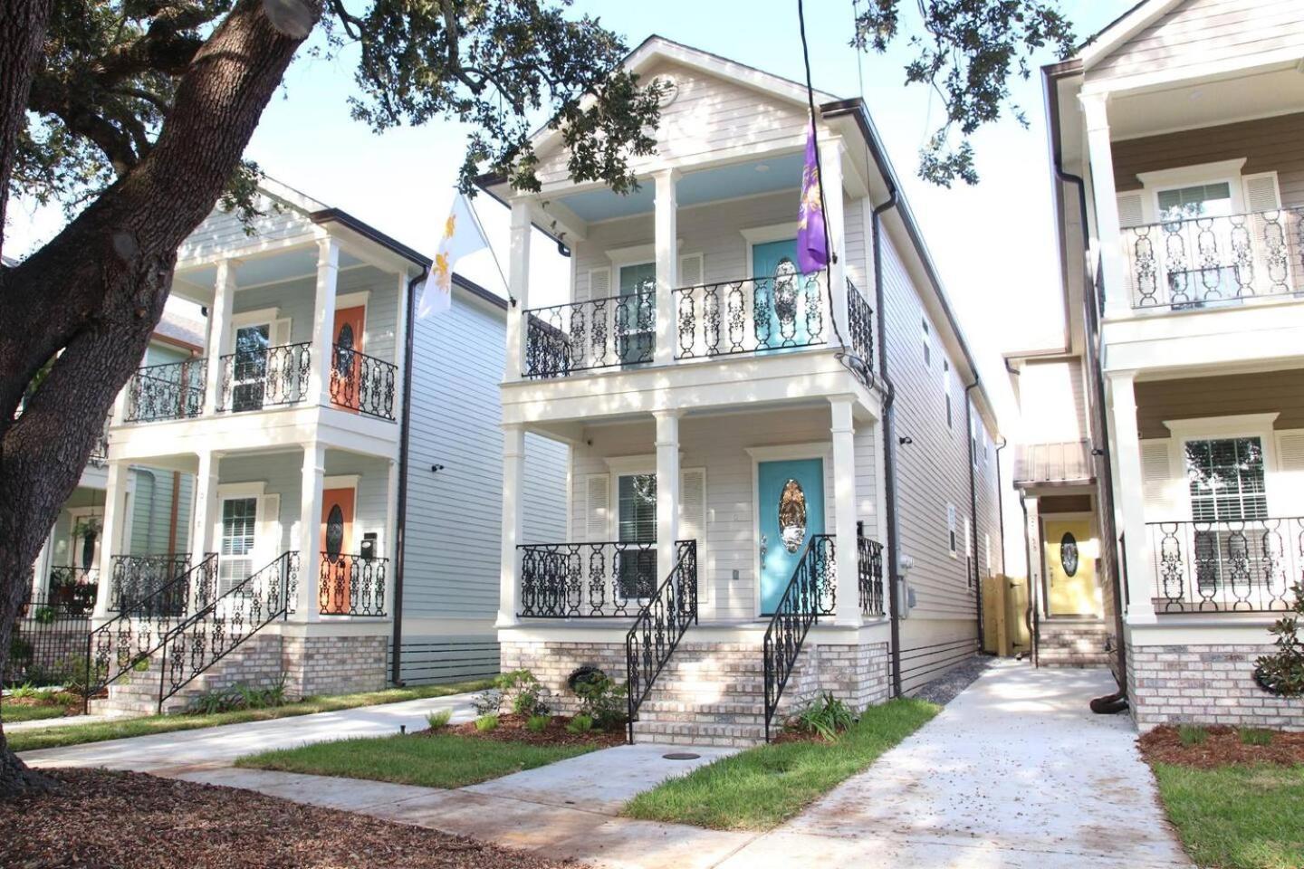 Spacious 3br W Fenced Backyard New Orleans