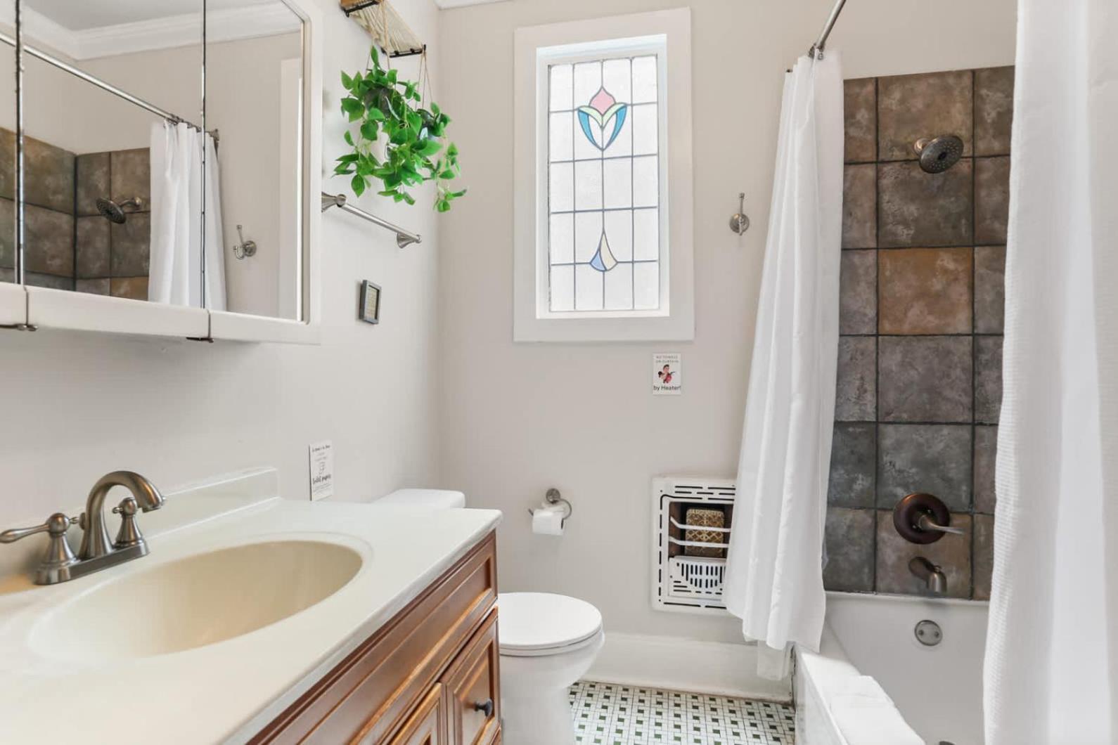 The Nelson House Unbeatable Location