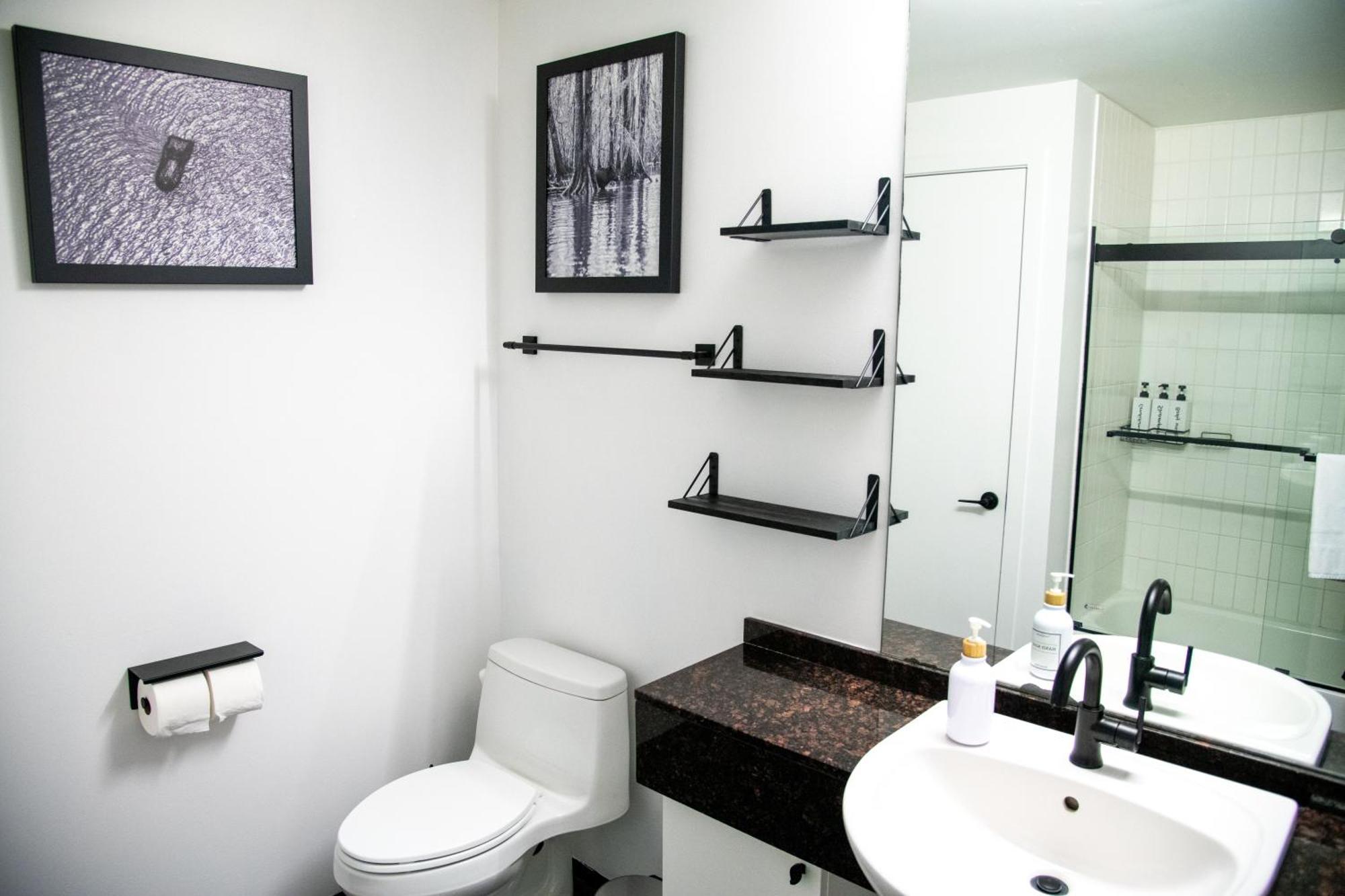 Downtown 1br W Rooftop Gym Near Canal St