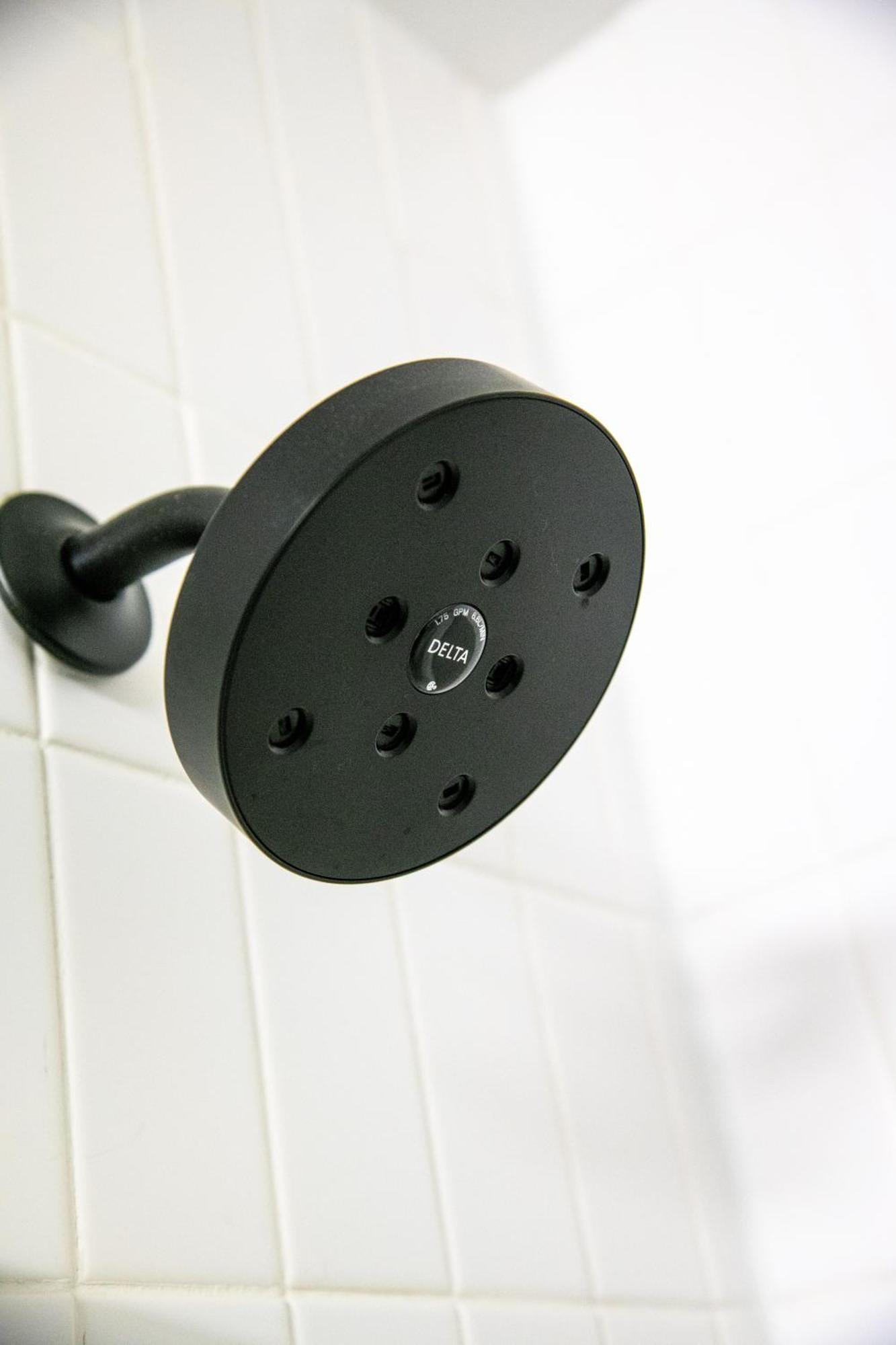 Downtown 1br W Rooftop Gym Near Canal St * New Orleans