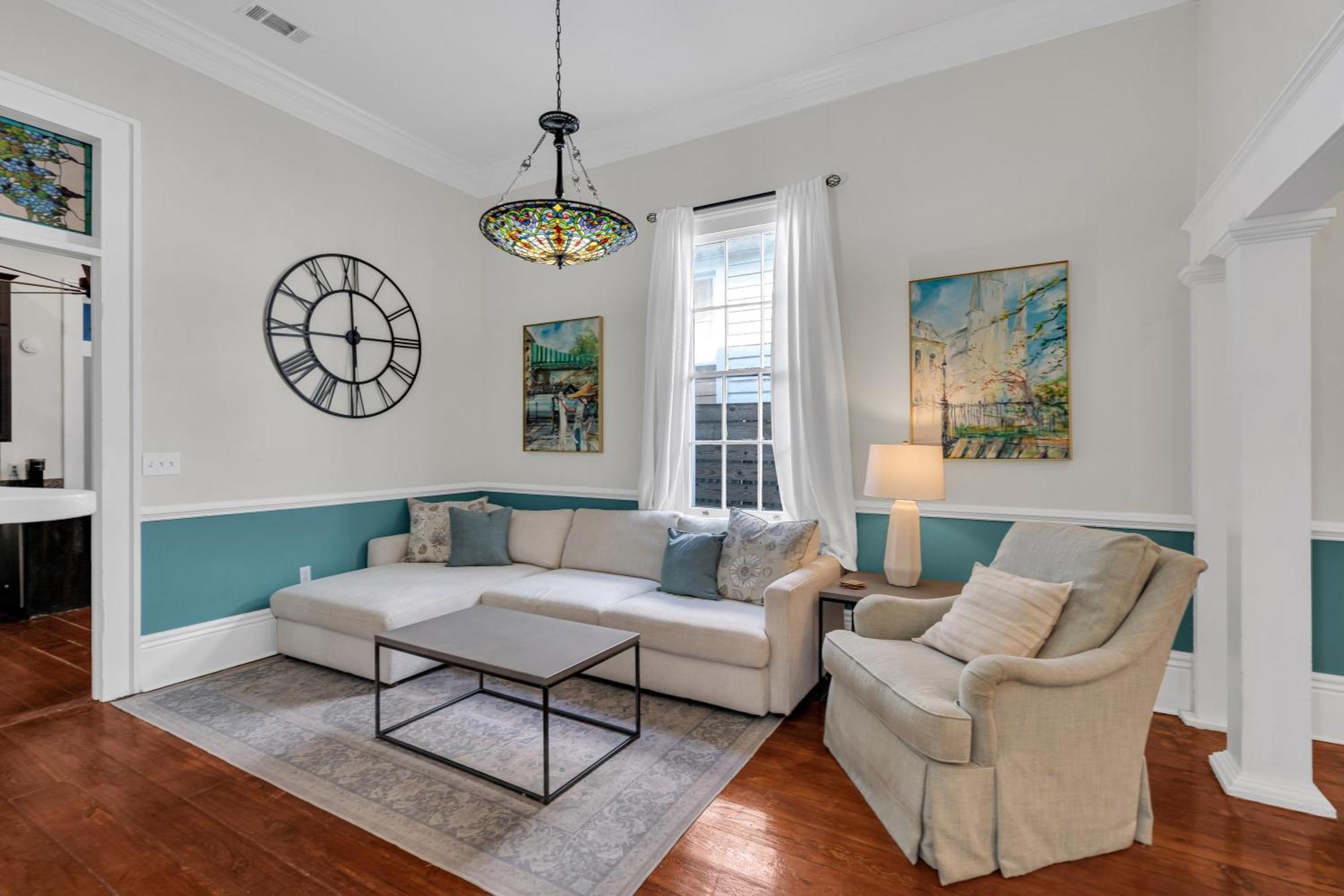 Game & Patio - Walk To French Quarter Holiday home *