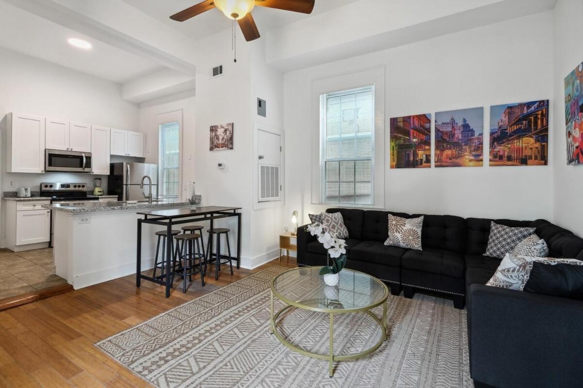 Apartment Cute 2bed 1bath 4 Blocks From French Q Close To Bourbon St And Jazz Venues *