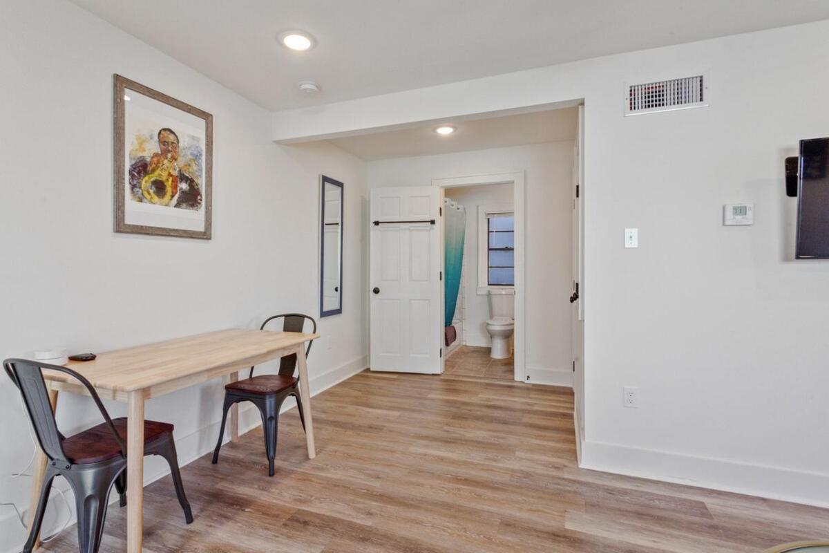 Cute 1bed 1bath 4 Blocks From French Q And Steps To Jazz & Music Venues Apartment
