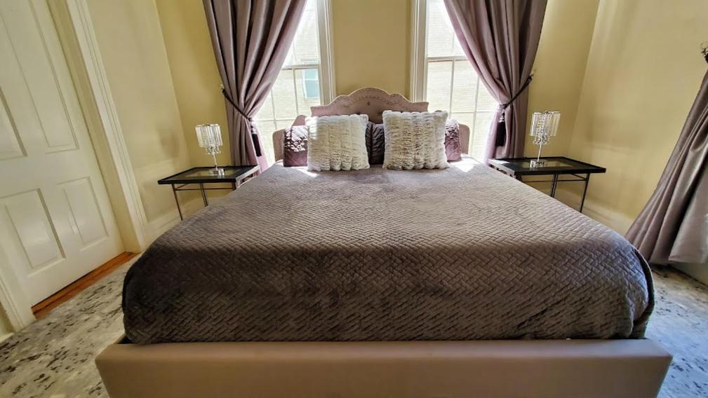 Walker Mansion On St Charles Ave - Unit 5 New Orleans