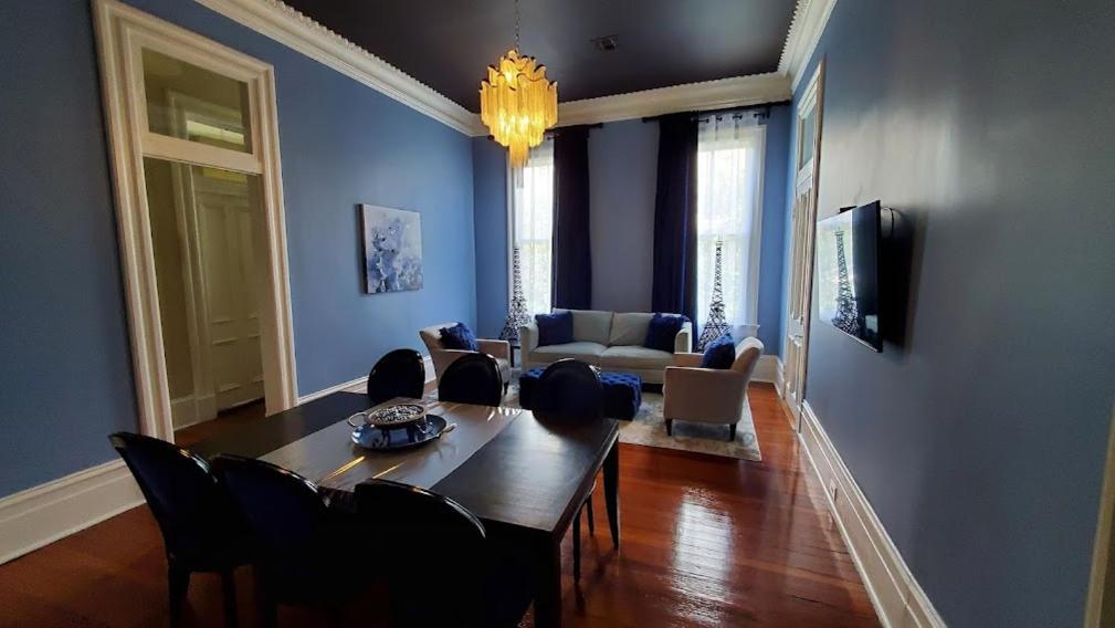 Walker Mansion On St Charles Ave - Unit 5 Apartment *