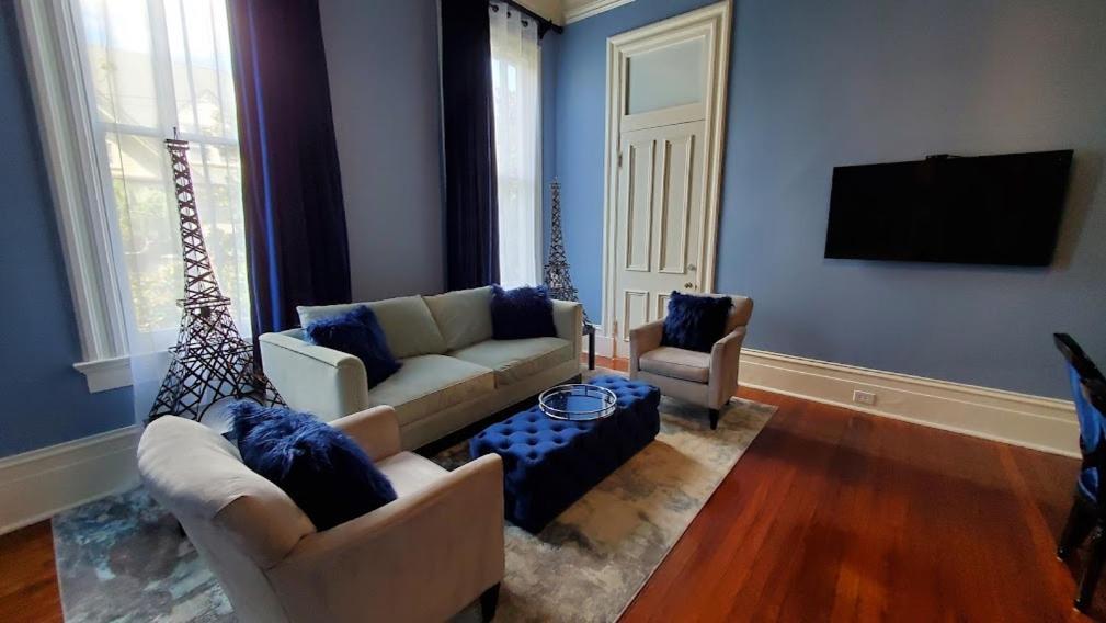 Walker Mansion On St Charles Ave - Unit 5 Apartment *