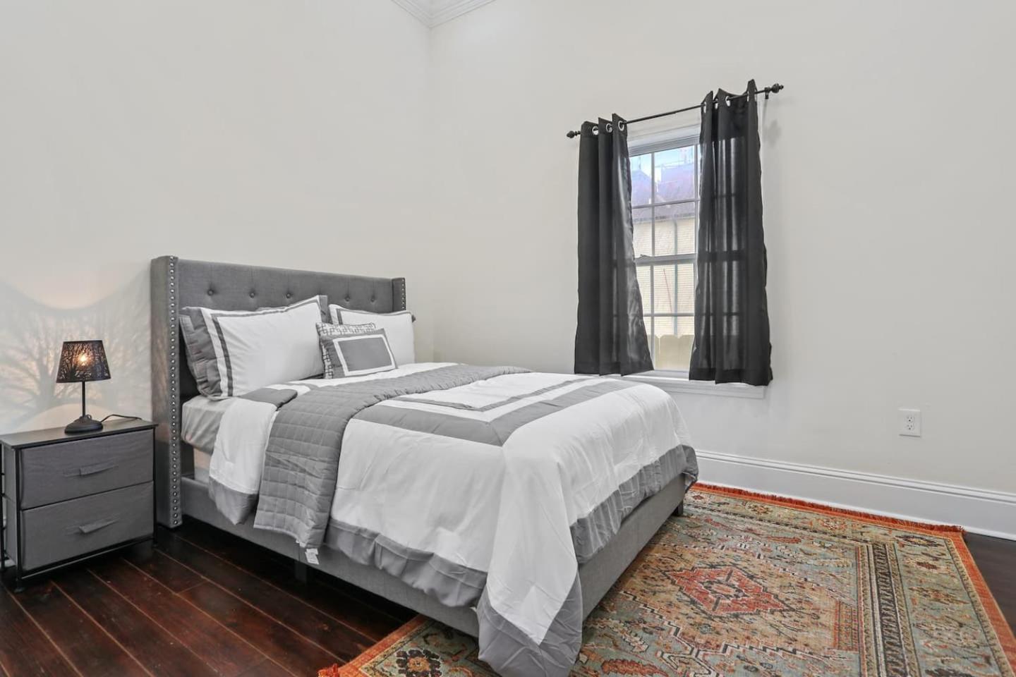 Mid-city 3br Walk To Streetcar & Dome * New Orleans