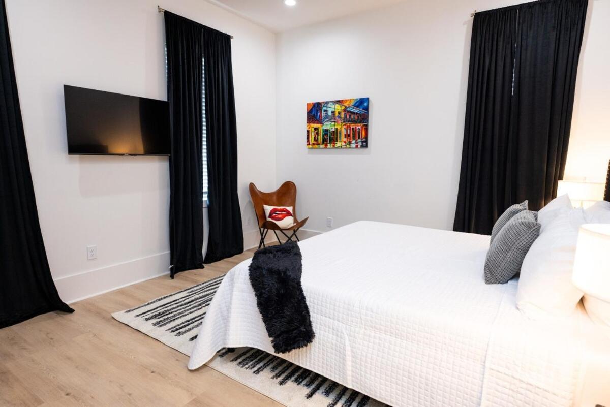 Luxe New Construction In Quiet Neighborhood