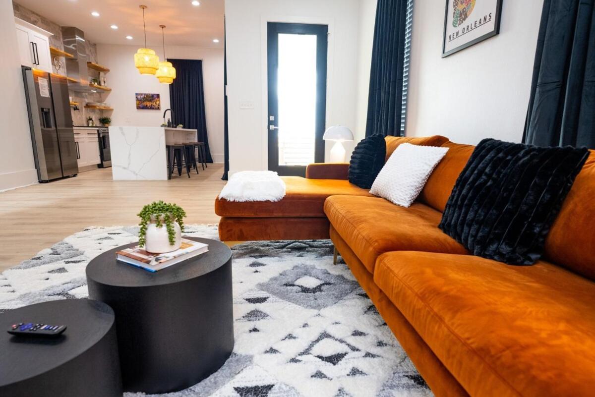 Luxe New Construction In Quiet Neighborhood Holiday home