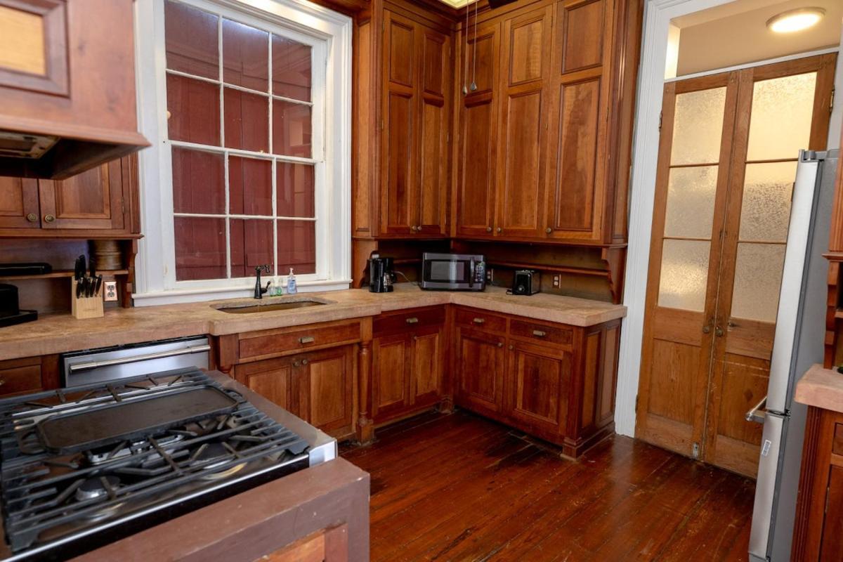 Creole Comfort In Treme Holiday home *