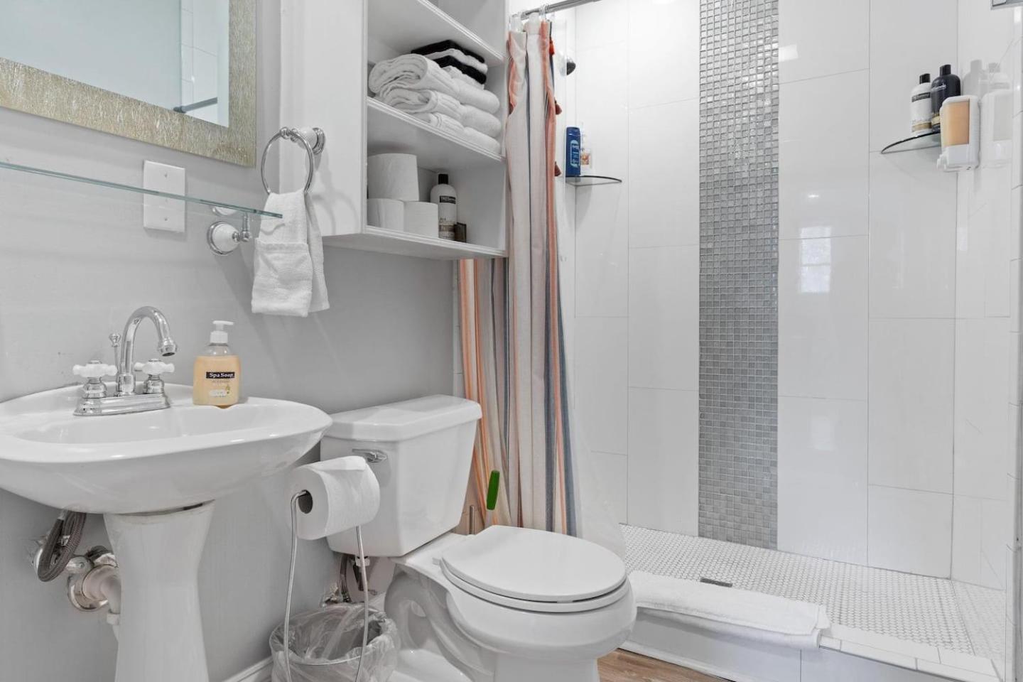 Balcony In Garden District Jazz Fest Ready