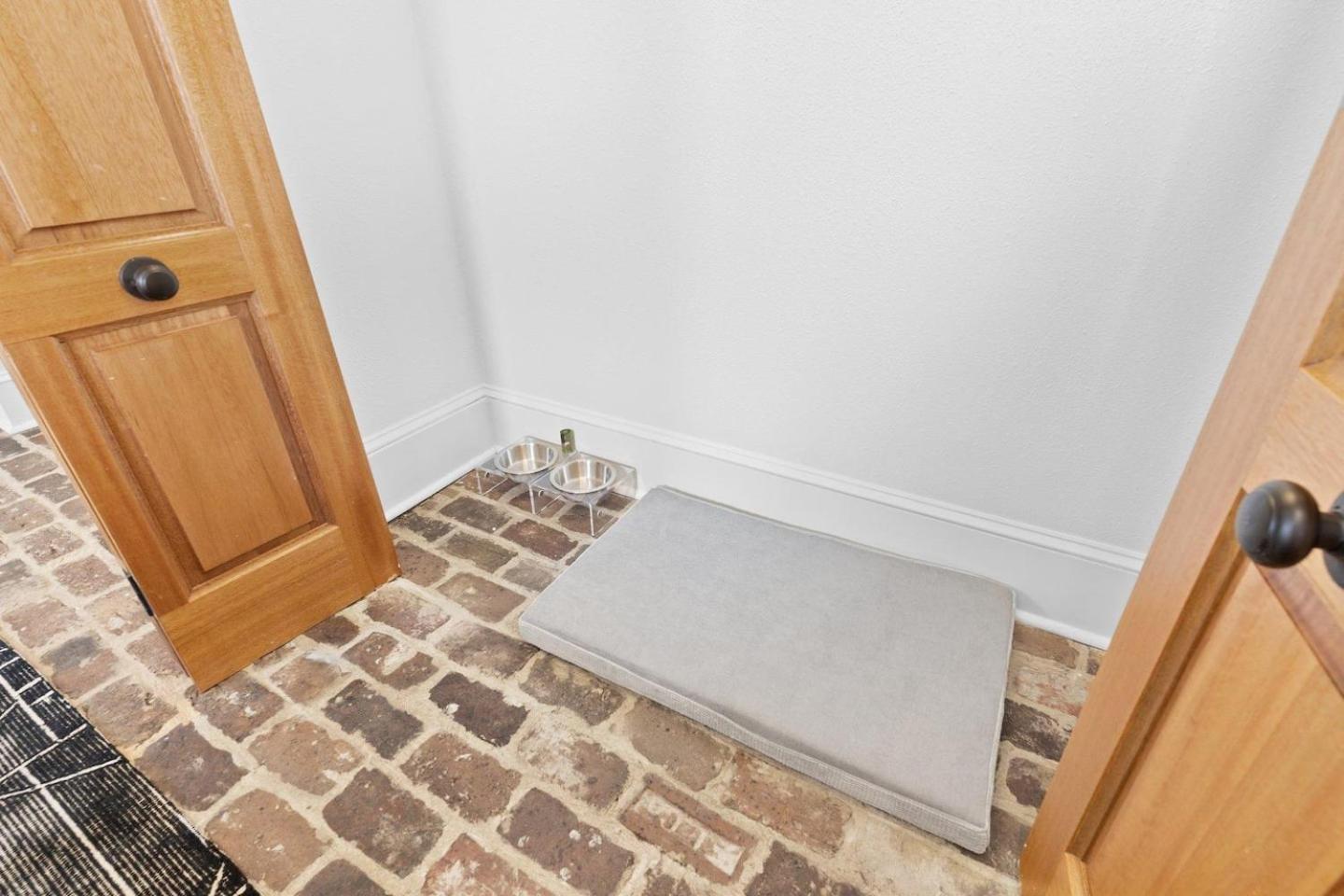 Mid-city 2br W Balcony Near Canal Streetcar New Orleans