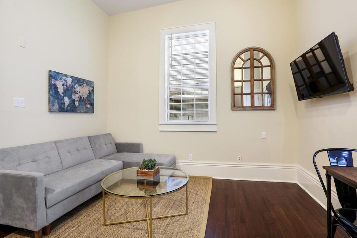 Cute 1bed 1bath 4blocks From French Q Near Bourbon St And Steps To Jazz Venues Apartment New Orleans
