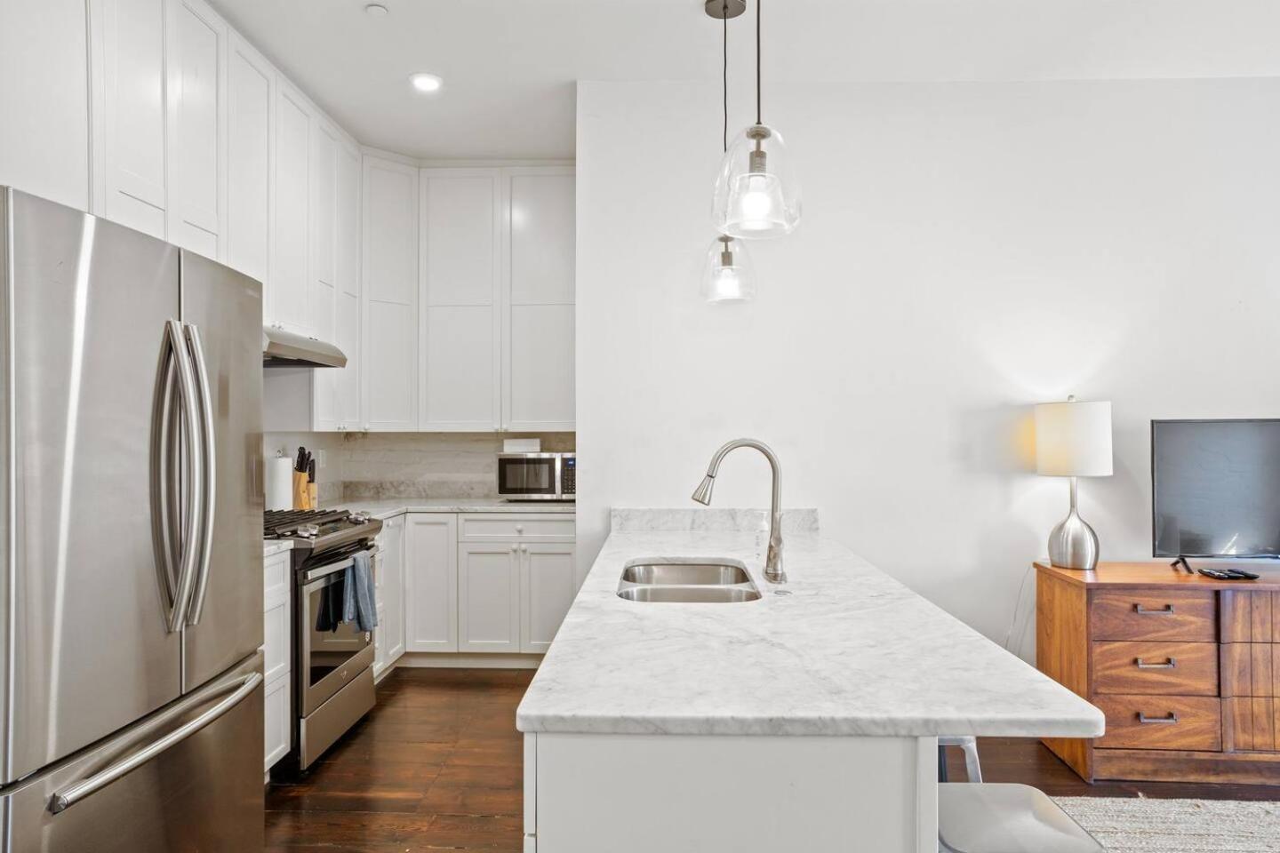 Group-friendly Near Bourbon Street * New Orleans