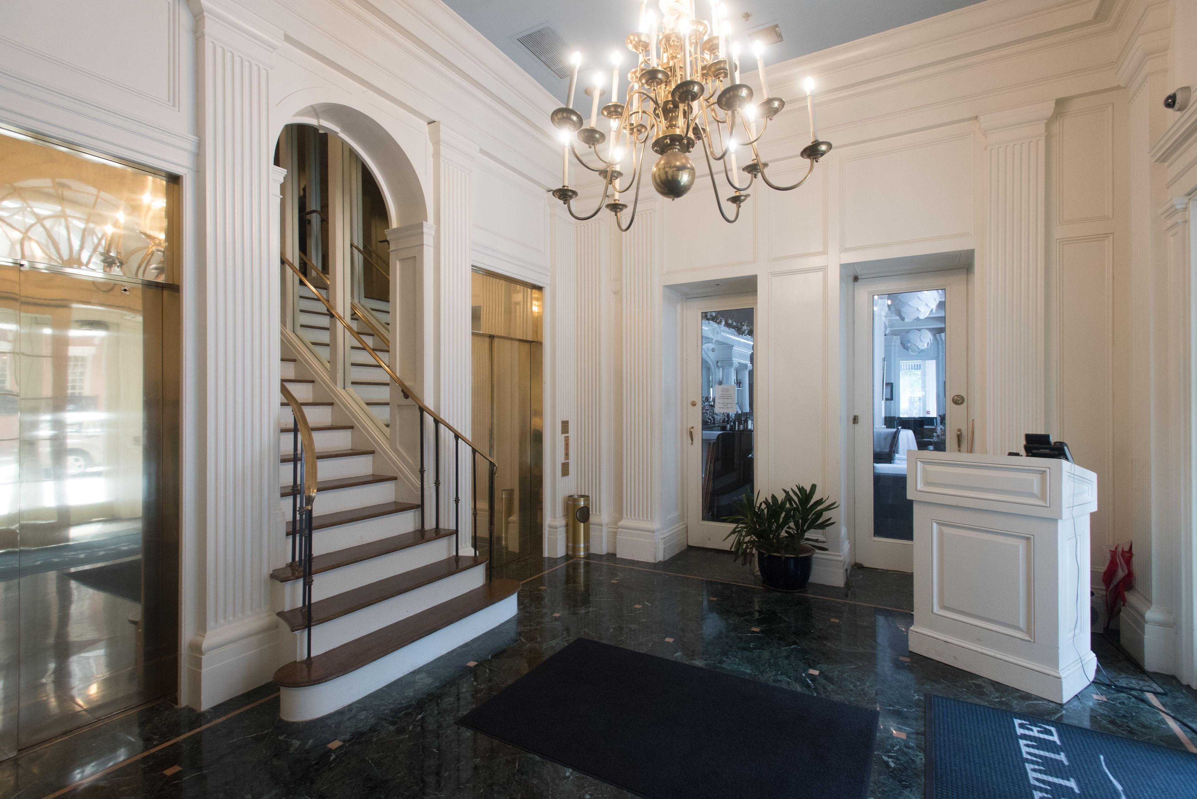 The Lafayette By Kasa Living 3*