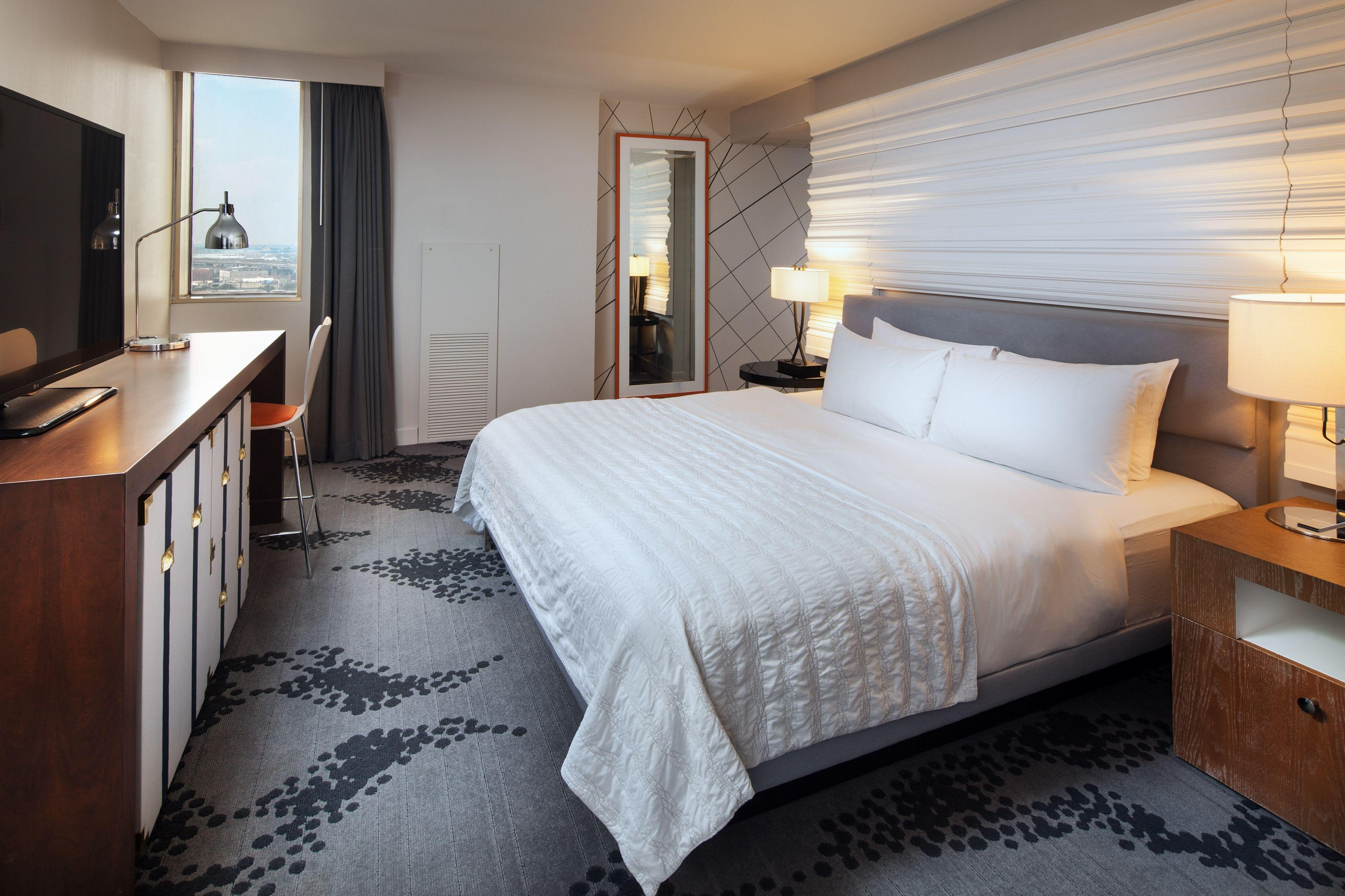 Le Meridien Hotel New Orleans