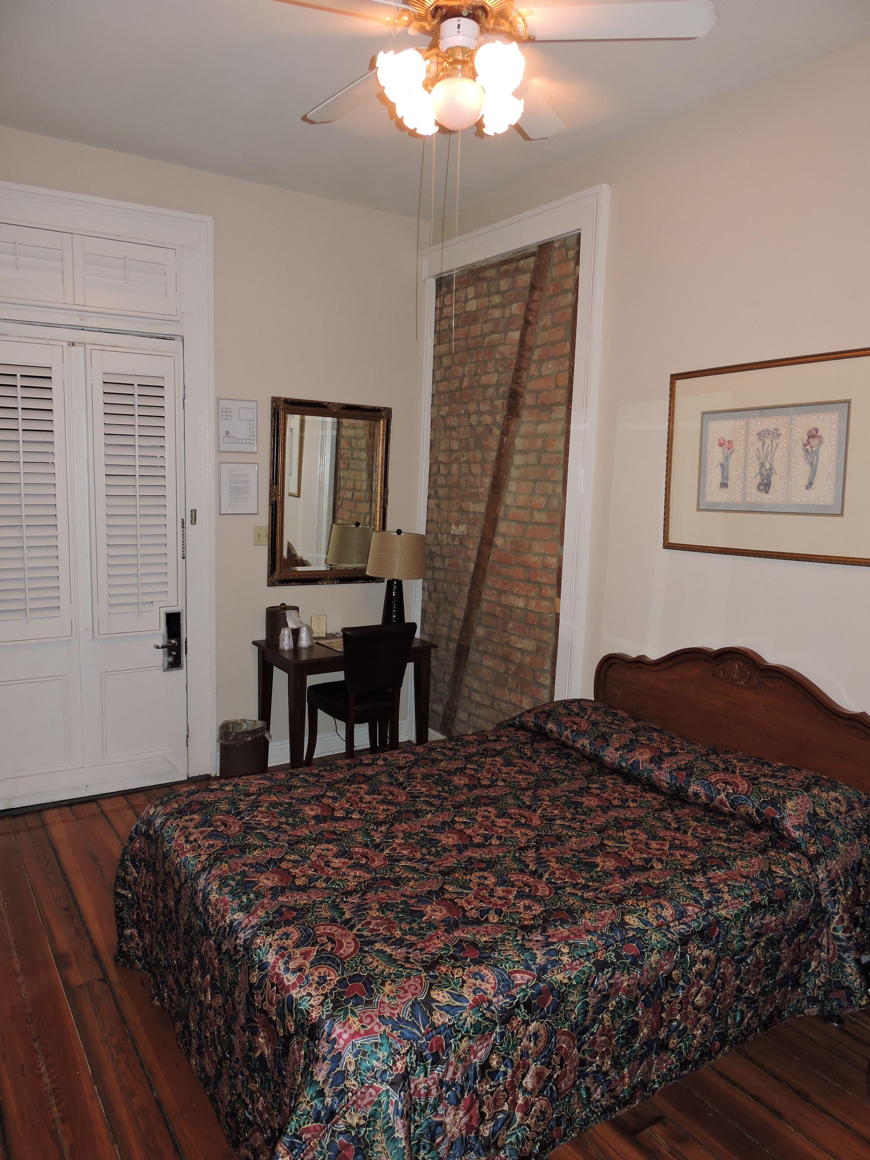Courtyard By The French Quarter 3*
