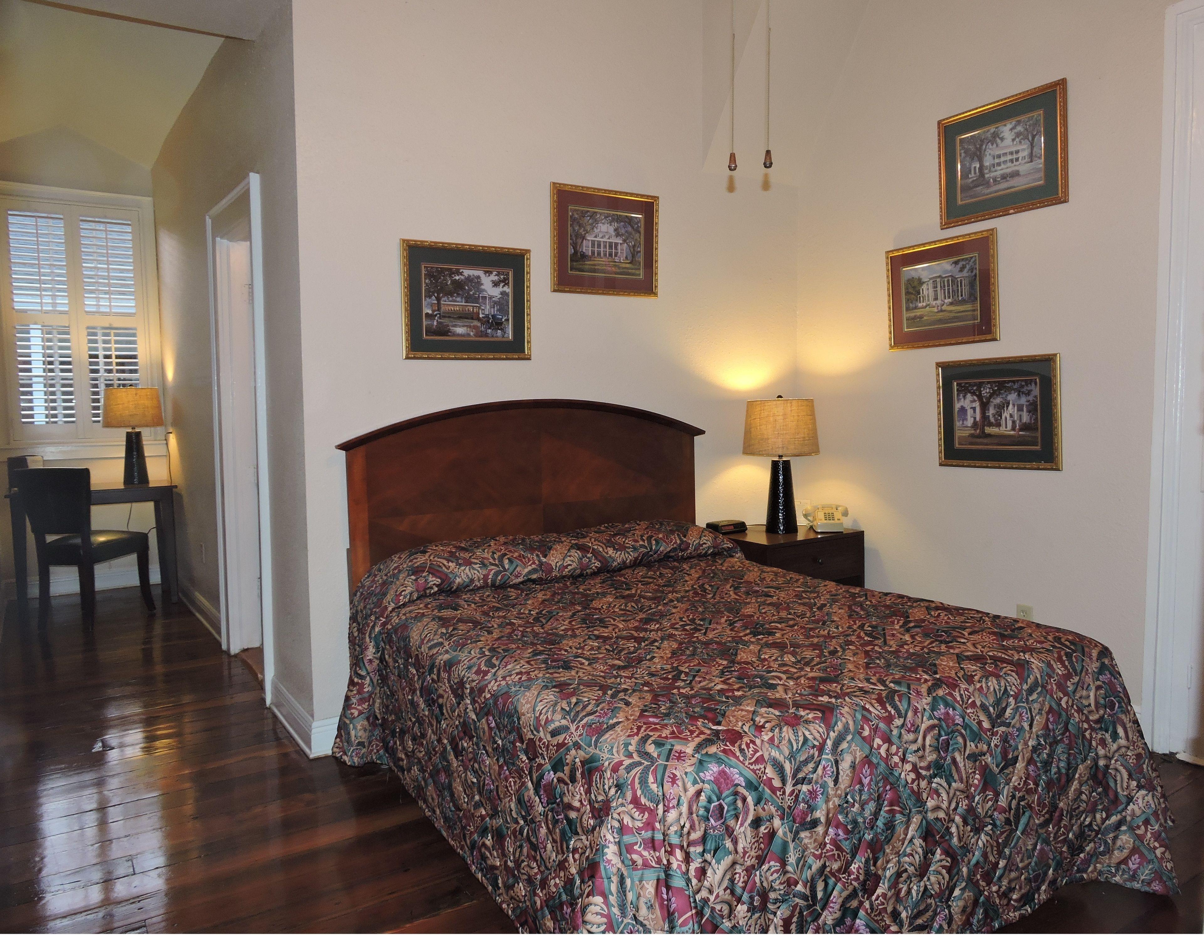 Hotel Courtyard By The French Quarter