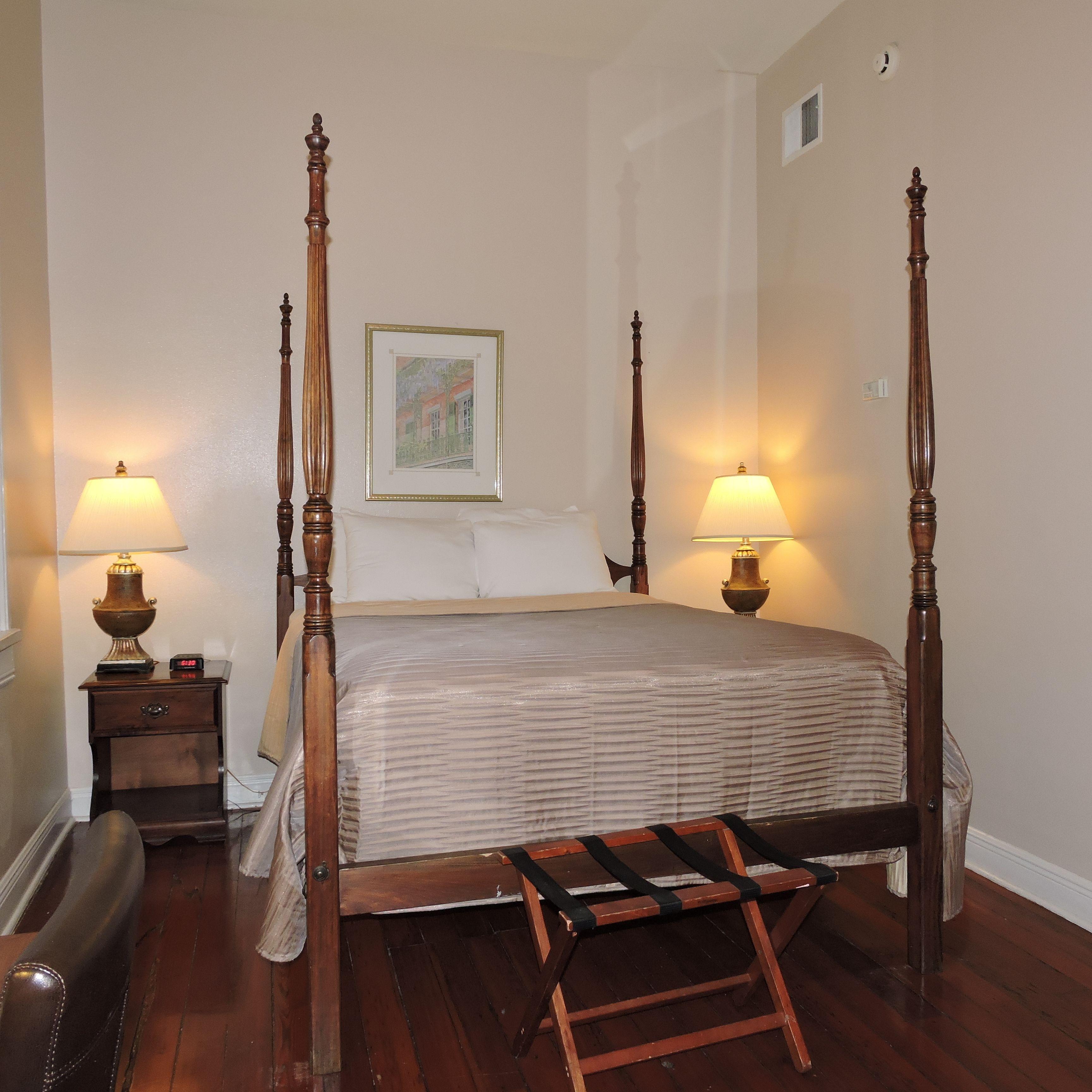 Hotel Courtyard By The French Quarter New Orleans