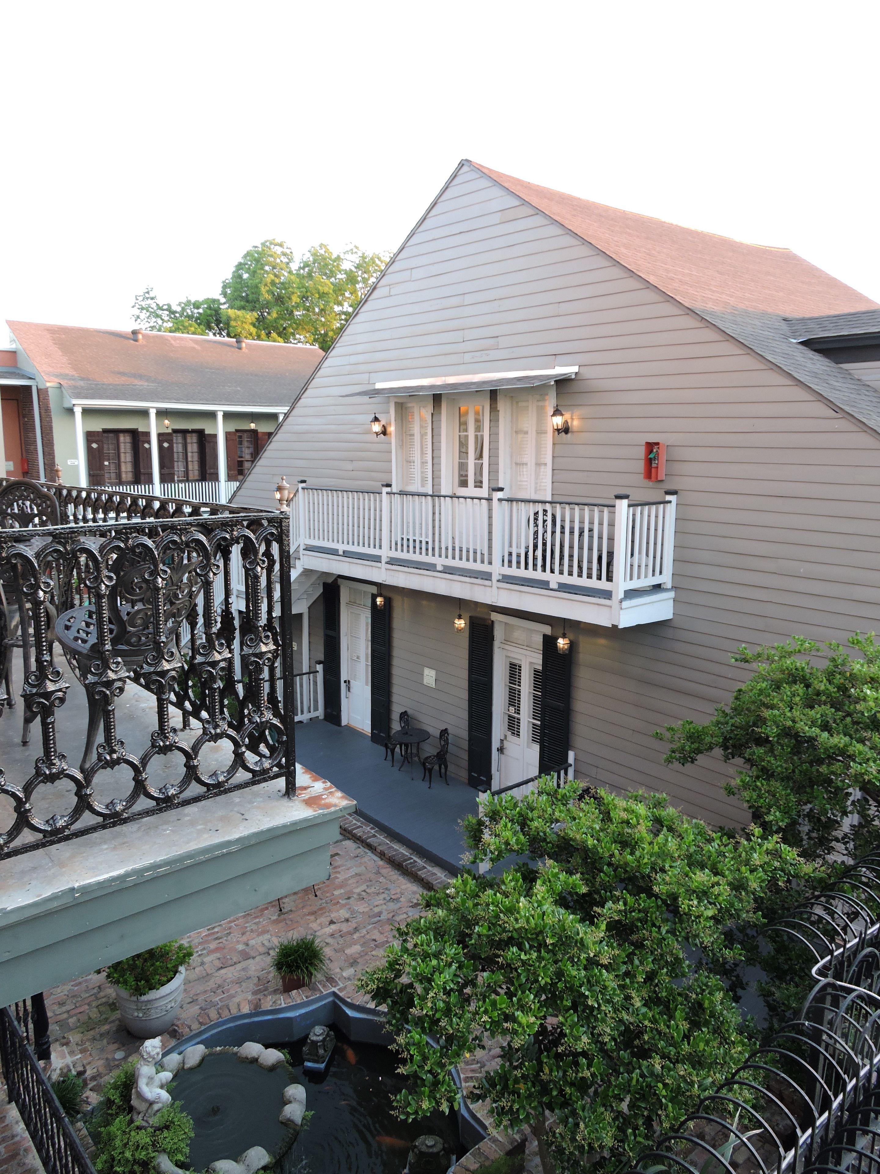 Courtyard By The French Quarter Hotel 3*