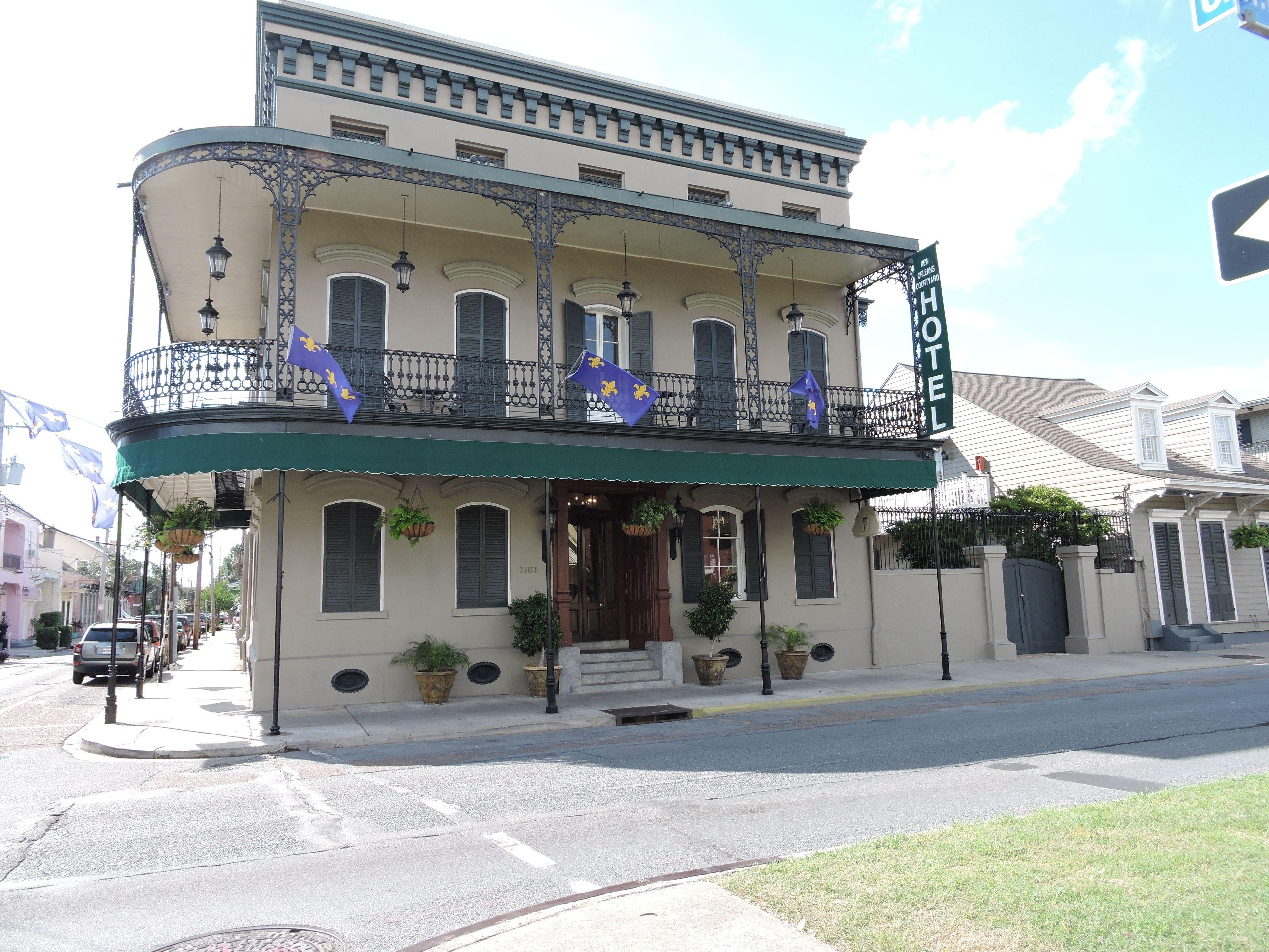 Hotel Courtyard By The French Quarter New Orleans