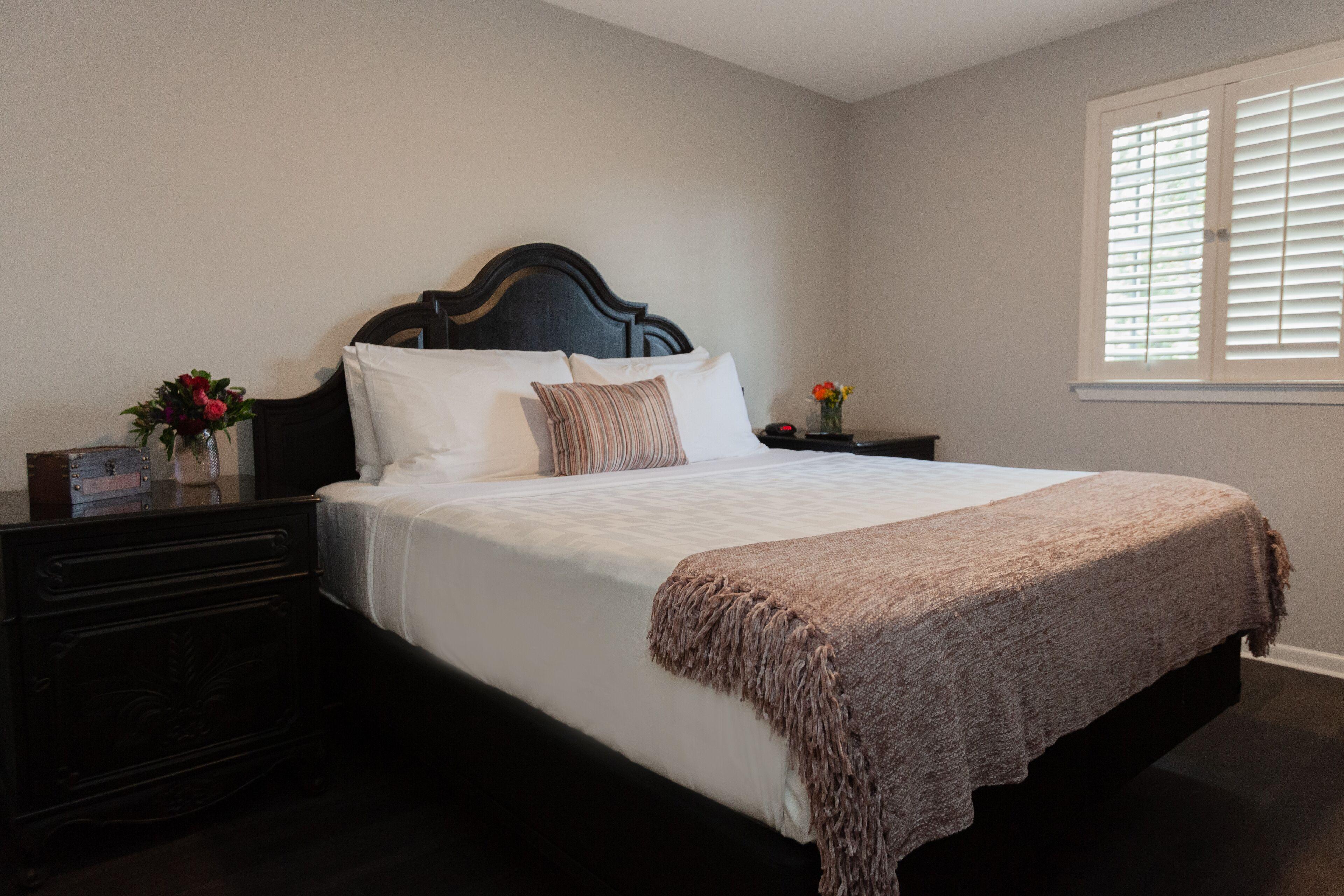 Courtyard By The French Quarter Hotel 3*