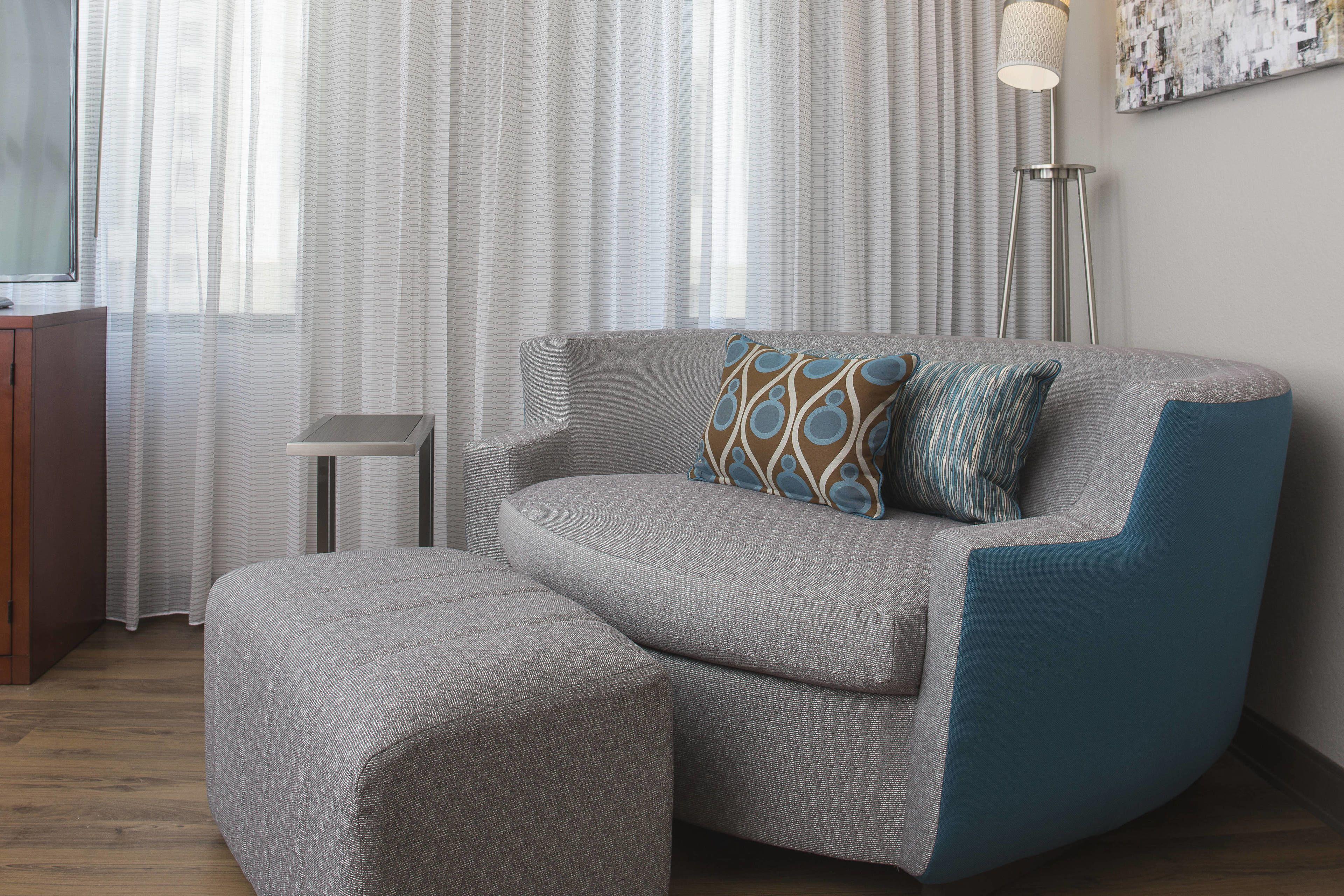 Courtyard By Marriott Downtown Near The French Quarter Hotel