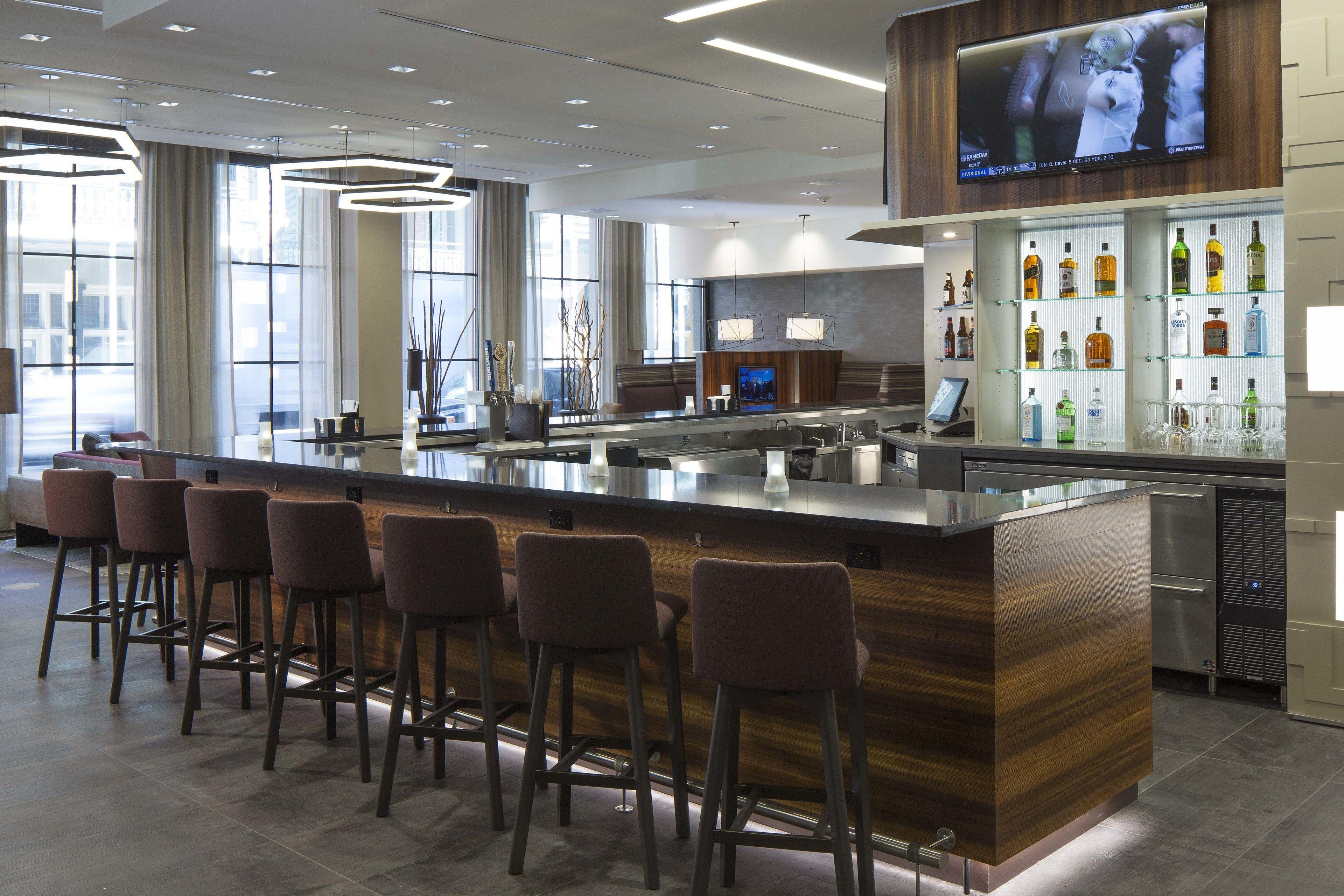 Courtyard By Marriott Downtown Near The French Quarter 3*